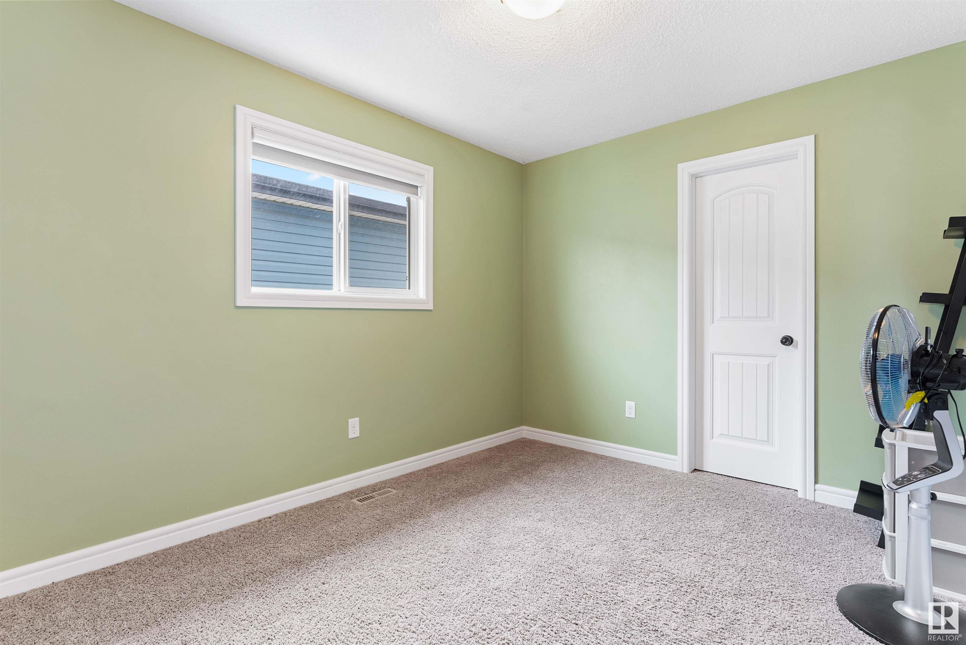      592 STONERIDGE DR , Sherwood Park,  ,T8H 0S9 ;  Listing Number: MLS E4420095