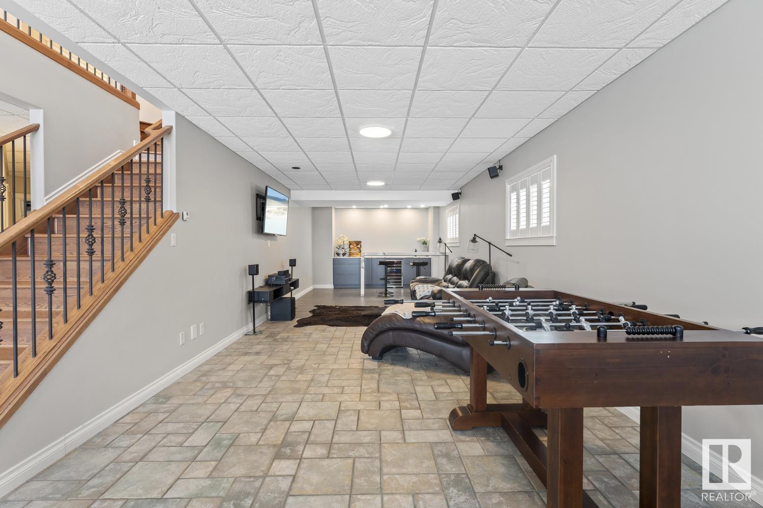      718 Beach AV , Cold Lake,  ,T9M 1G5 ;  Listing Number: MLS E4420097