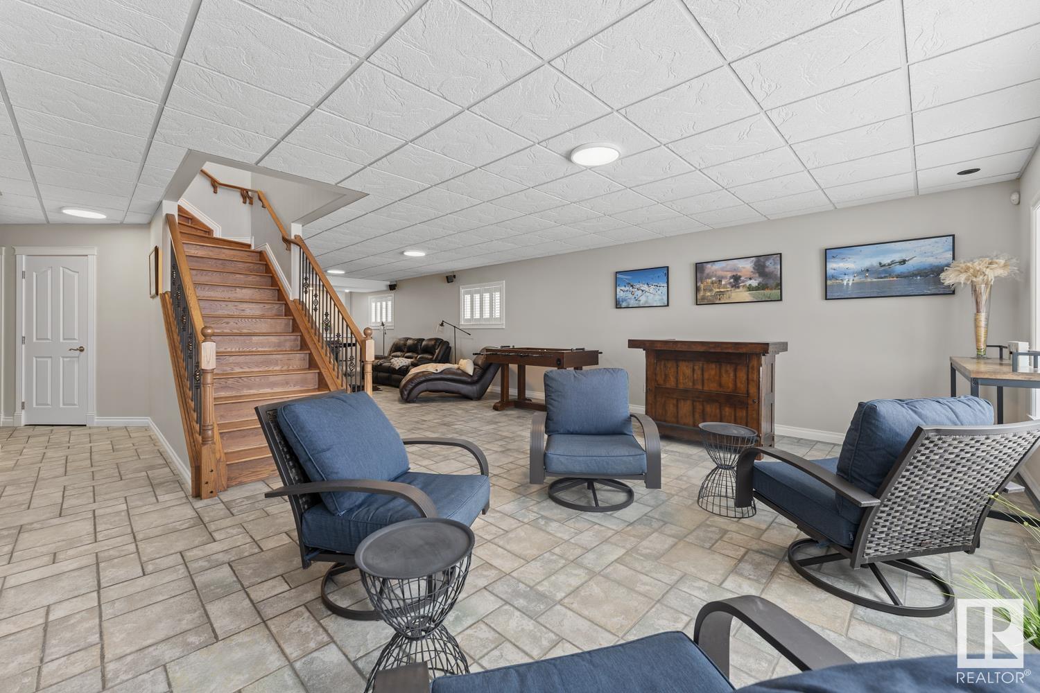      718 Beach AV , Cold Lake,  ,T9M 1G5 ;  Listing Number: MLS E4420097
