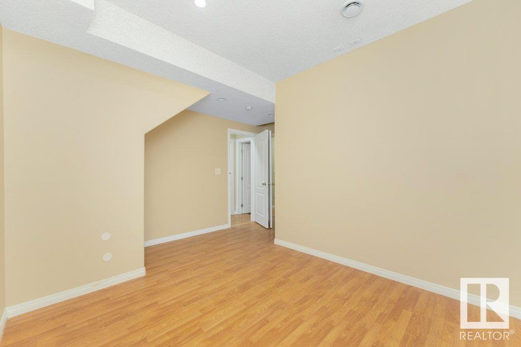      2423 35 AV NW NW , Edmonton,  ,T6T 1V9 ;  Listing Number: MLS E4420098