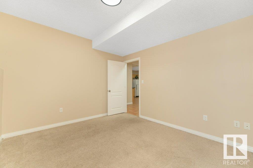      2423 35 AV NW NW , Edmonton,  ,T6T 1V9 ;  Listing Number: MLS E4420098
