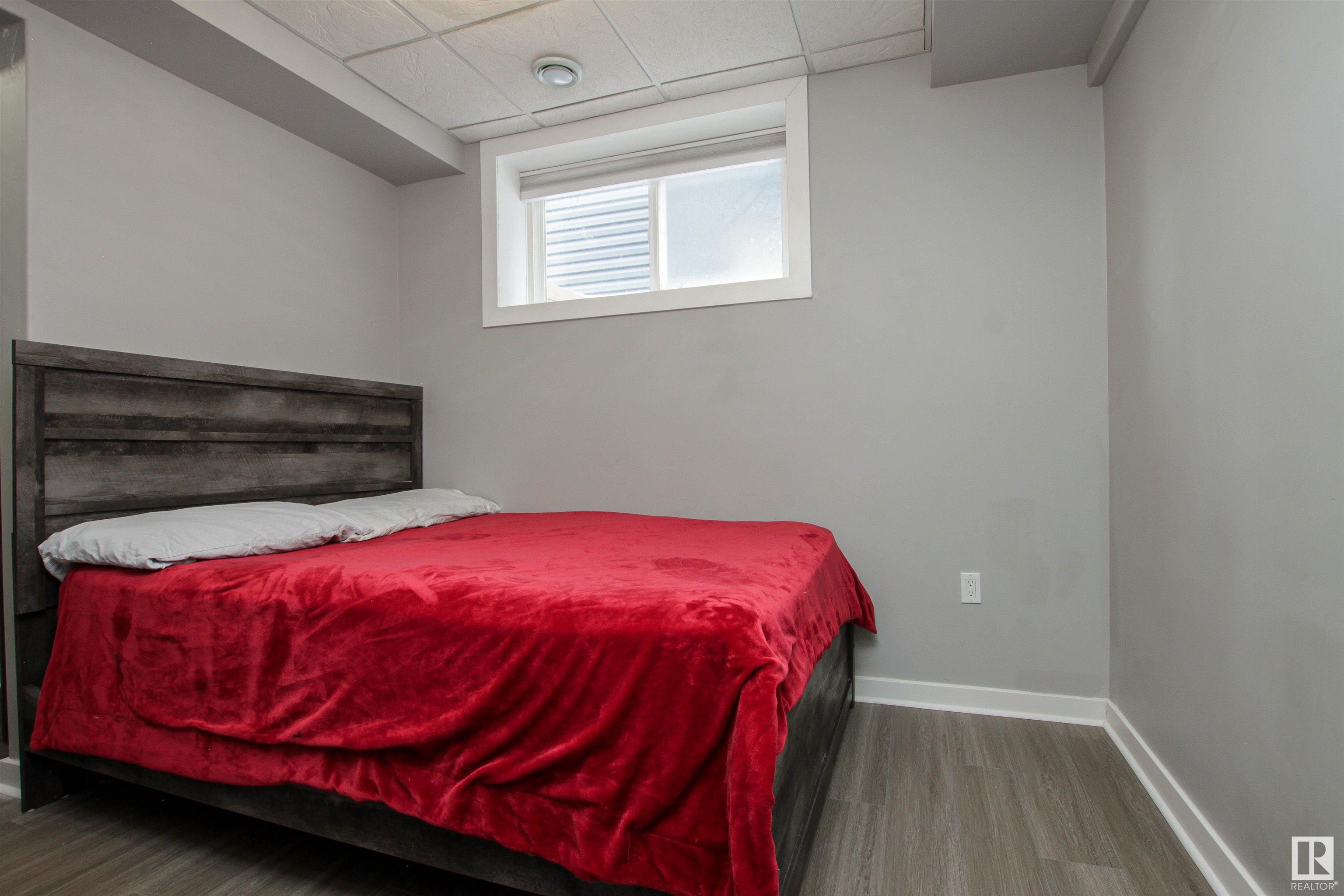      30 CANYON RD , Fort Saskatchewan,  ,T8L 0J2 ;  Listing Number: MLS E4420099