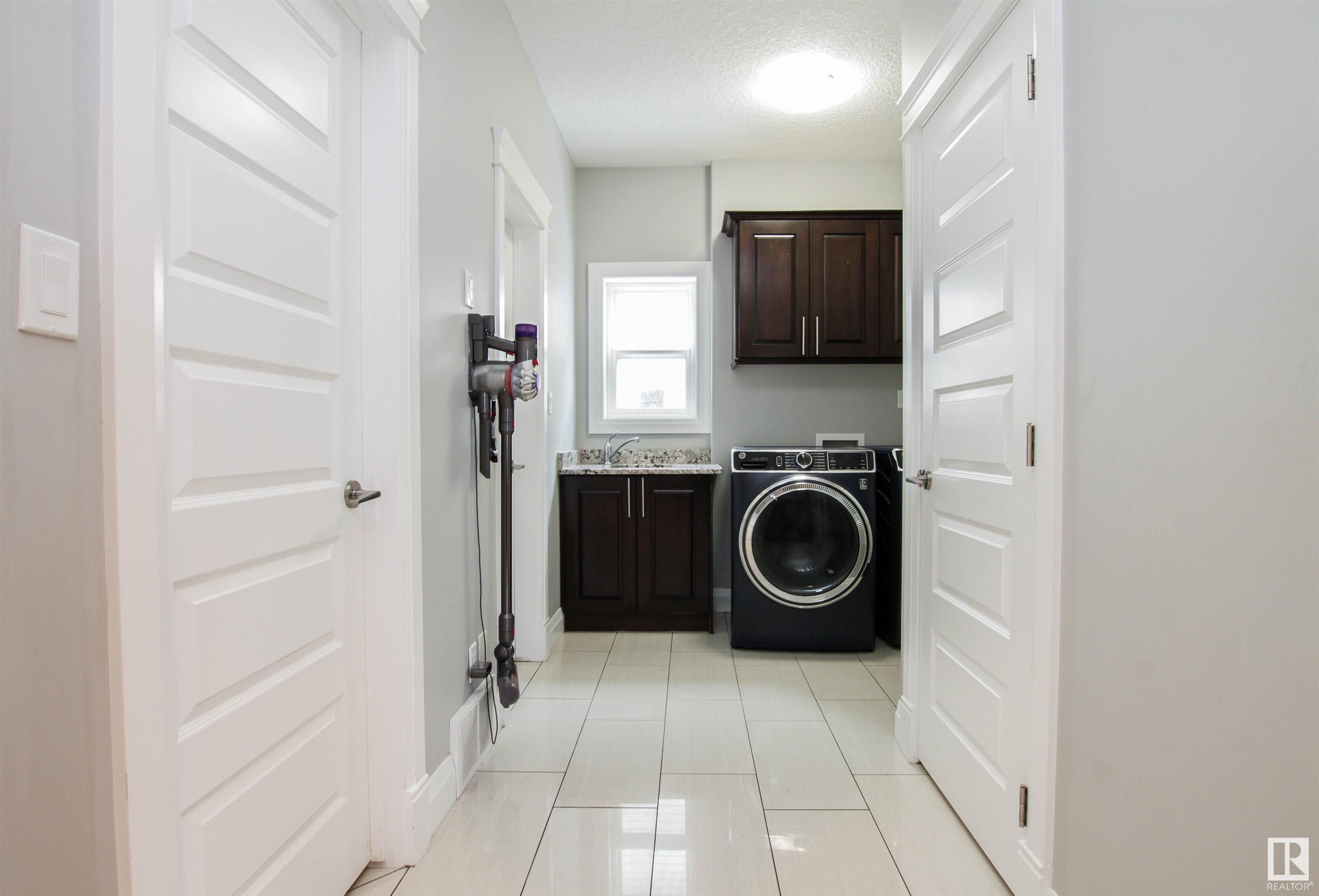      30 CANYON RD , Fort Saskatchewan,  ,T8L 0J2 ;  Listing Number: MLS E4420099