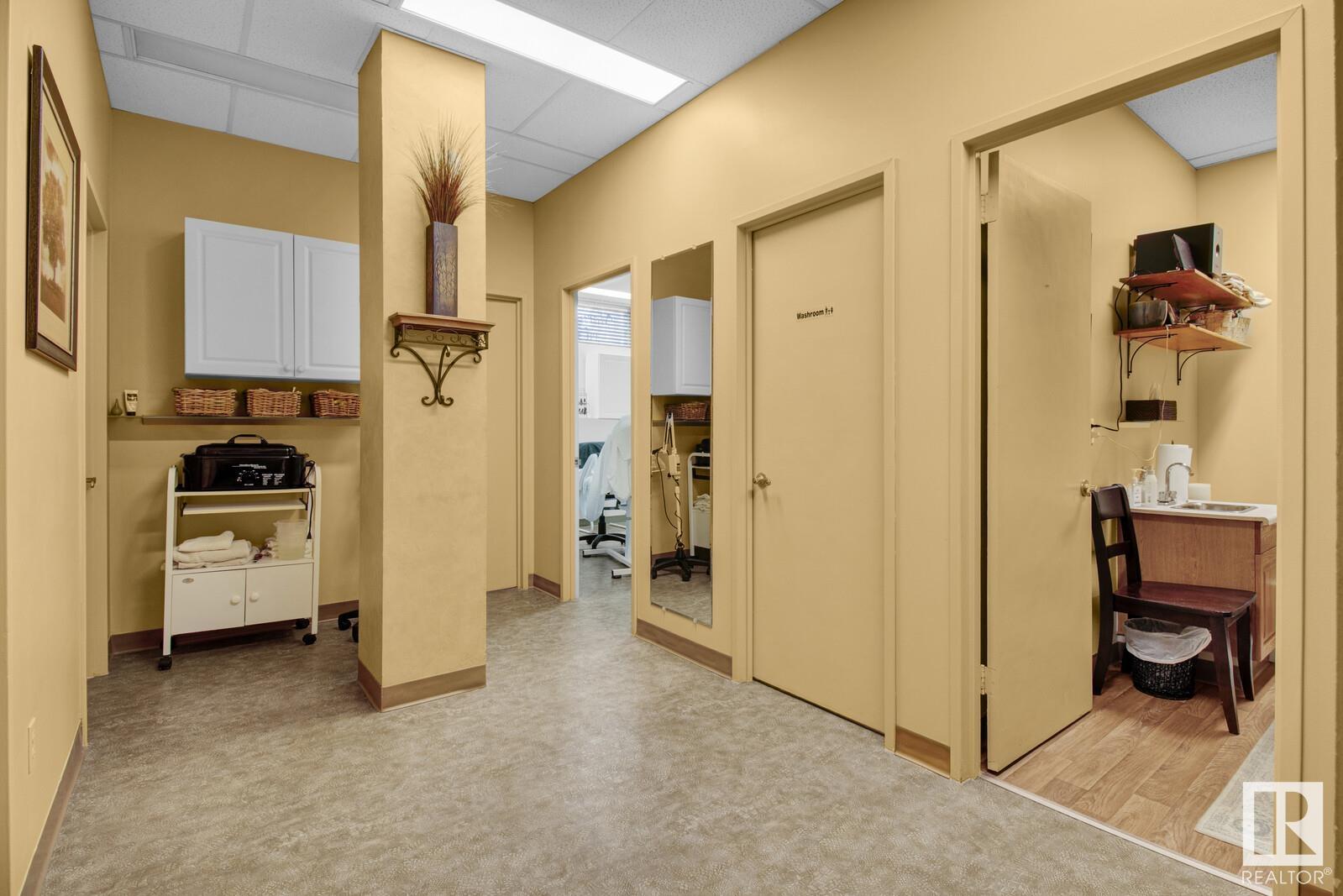      101 11520 100 AV NW , Edmonton,  ,T5K 0J7 ;  Listing Number: MLS E4420103