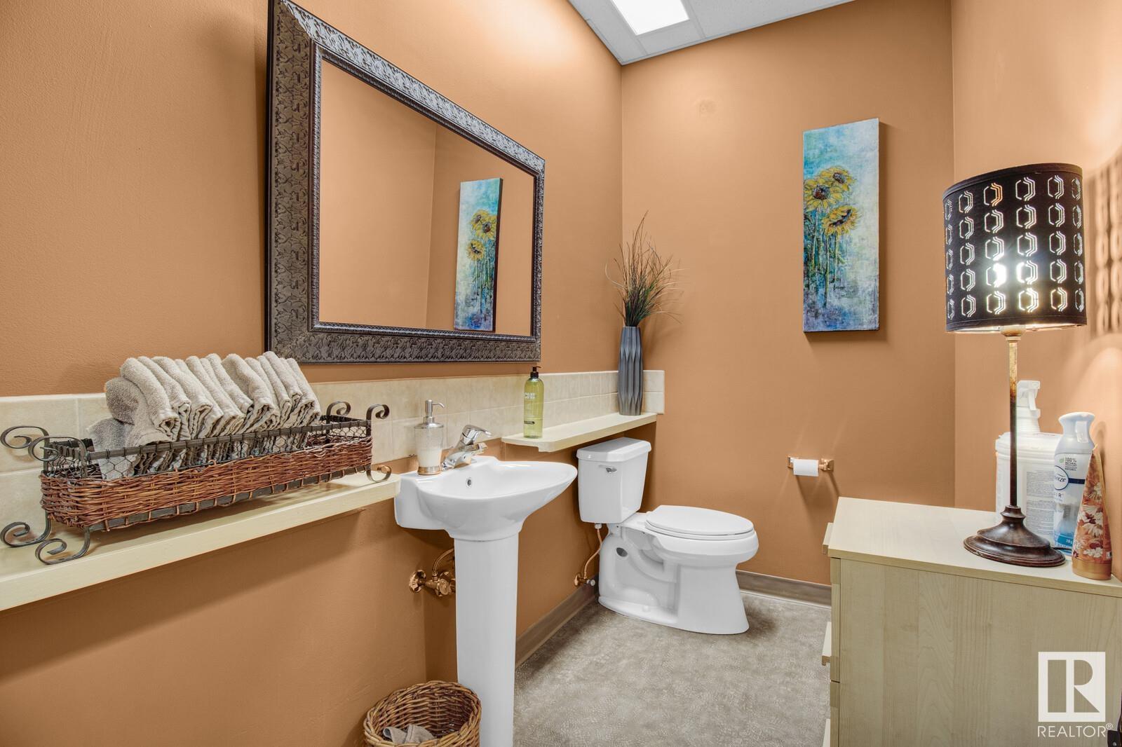     101 11520 100 AV NW , Edmonton,  ,T5K 0J7 ;  Listing Number: MLS E4420103