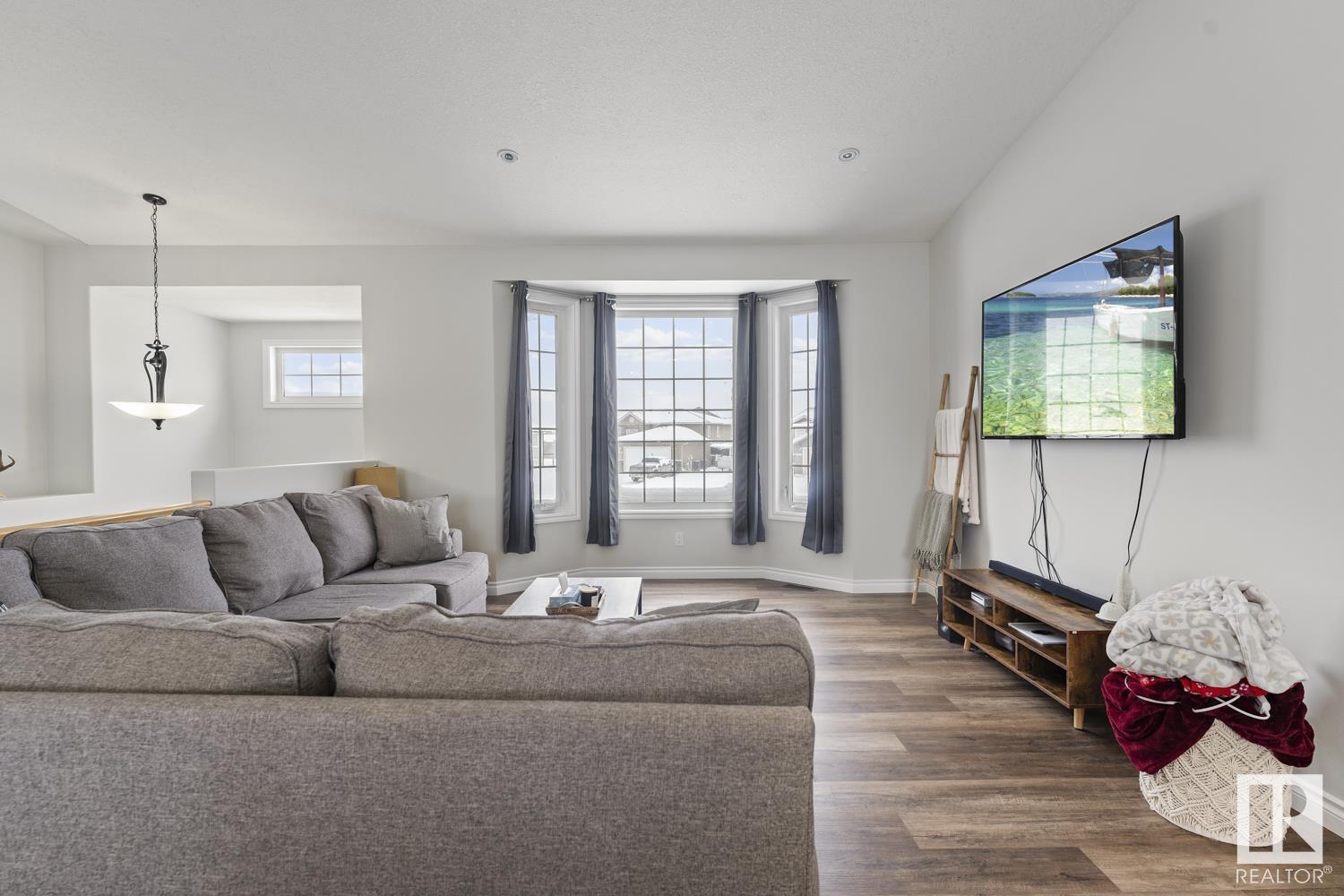      4806 64 AV , Cold Lake,  ,T9M 0A9 ;  Listing Number: MLS E4420108