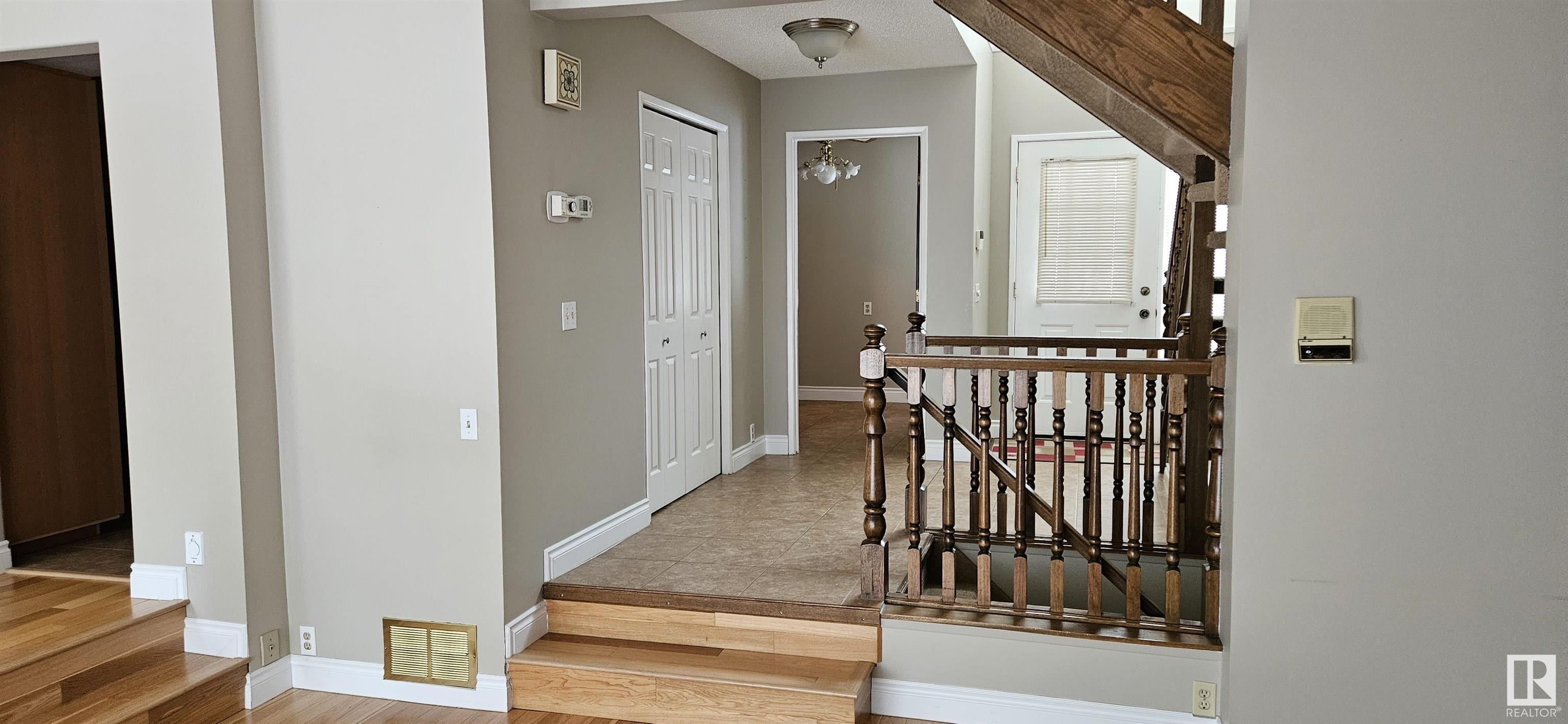      618 Woodbridge WY , Sherwood Park,  ,T8A 4E4 ;  Listing Number: MLS E4420124