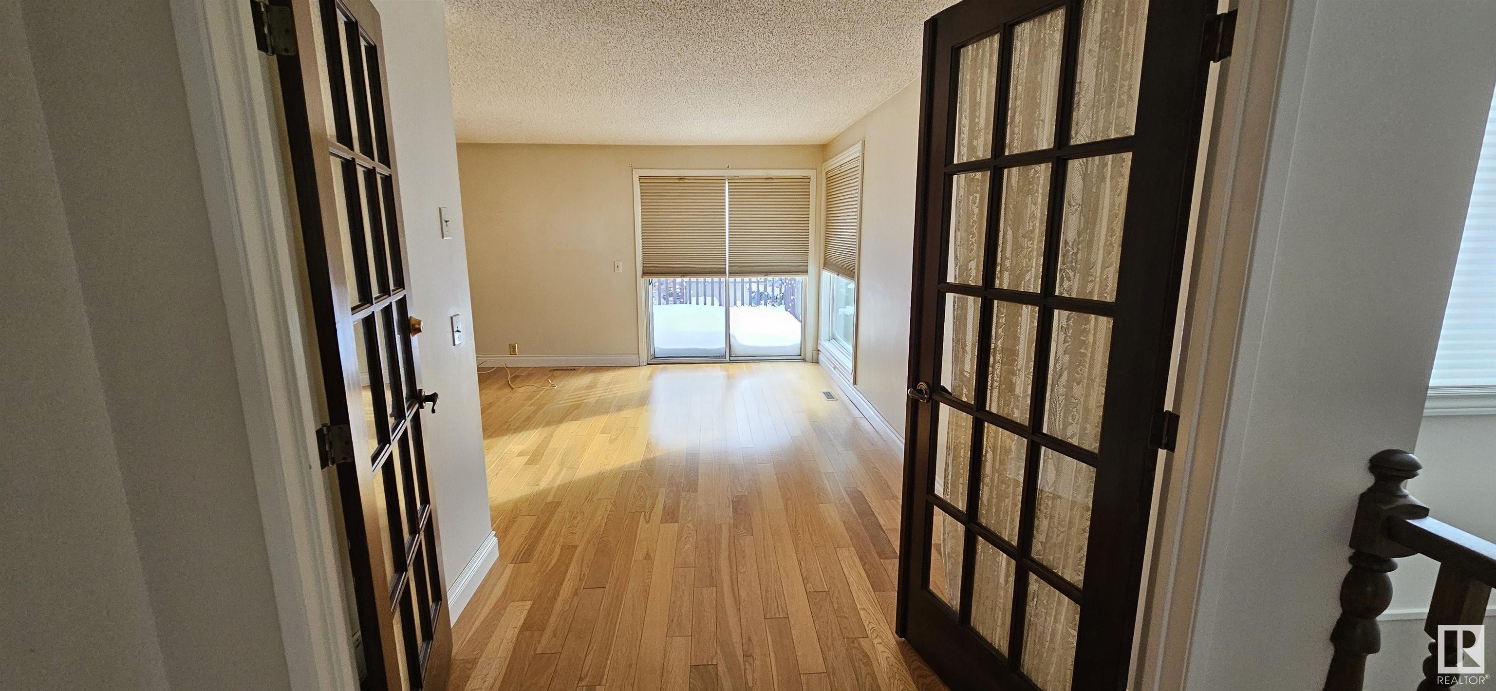      618 Woodbridge WY , Sherwood Park,  ,T8A 4E4 ;  Listing Number: MLS E4420124