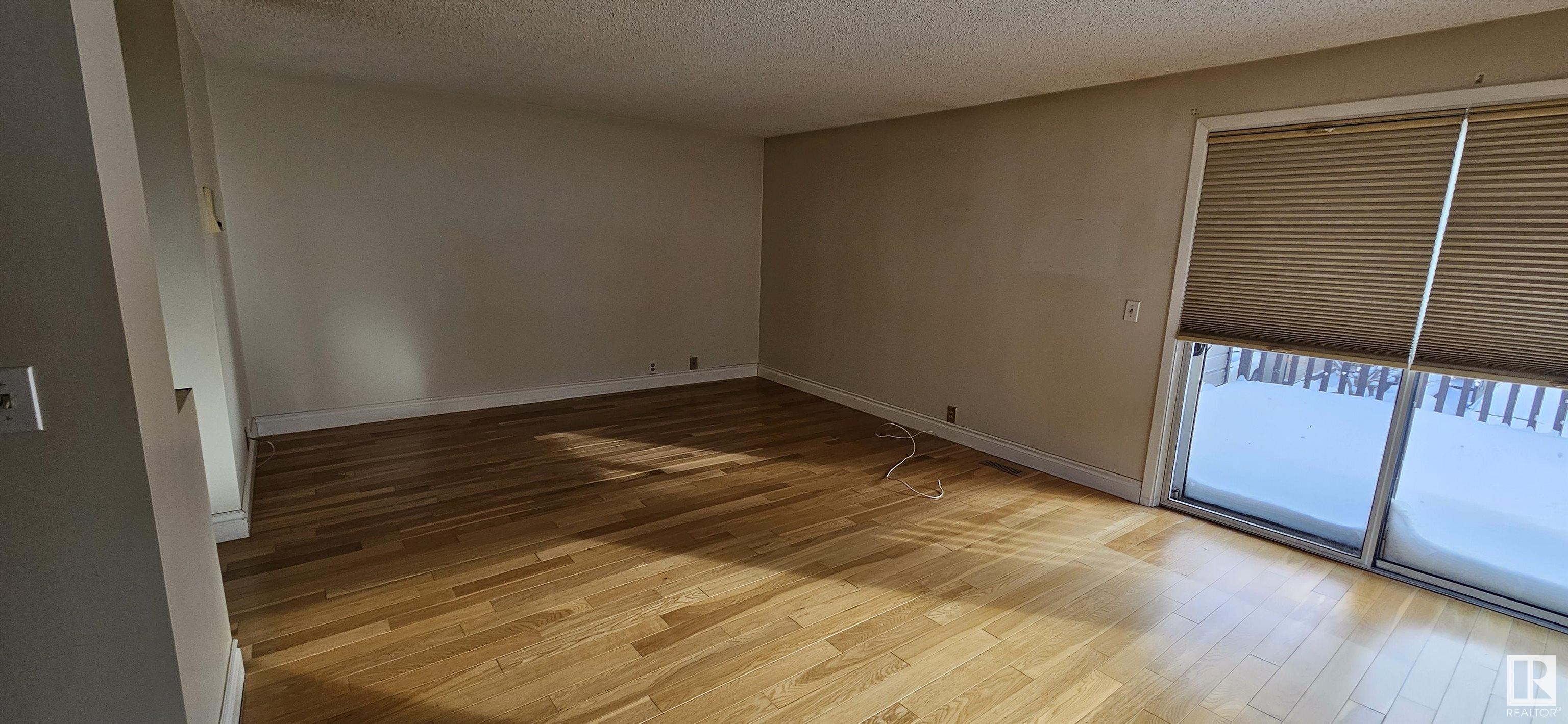      618 Woodbridge WY , Sherwood Park,  ,T8A 4E4 ;  Listing Number: MLS E4420124