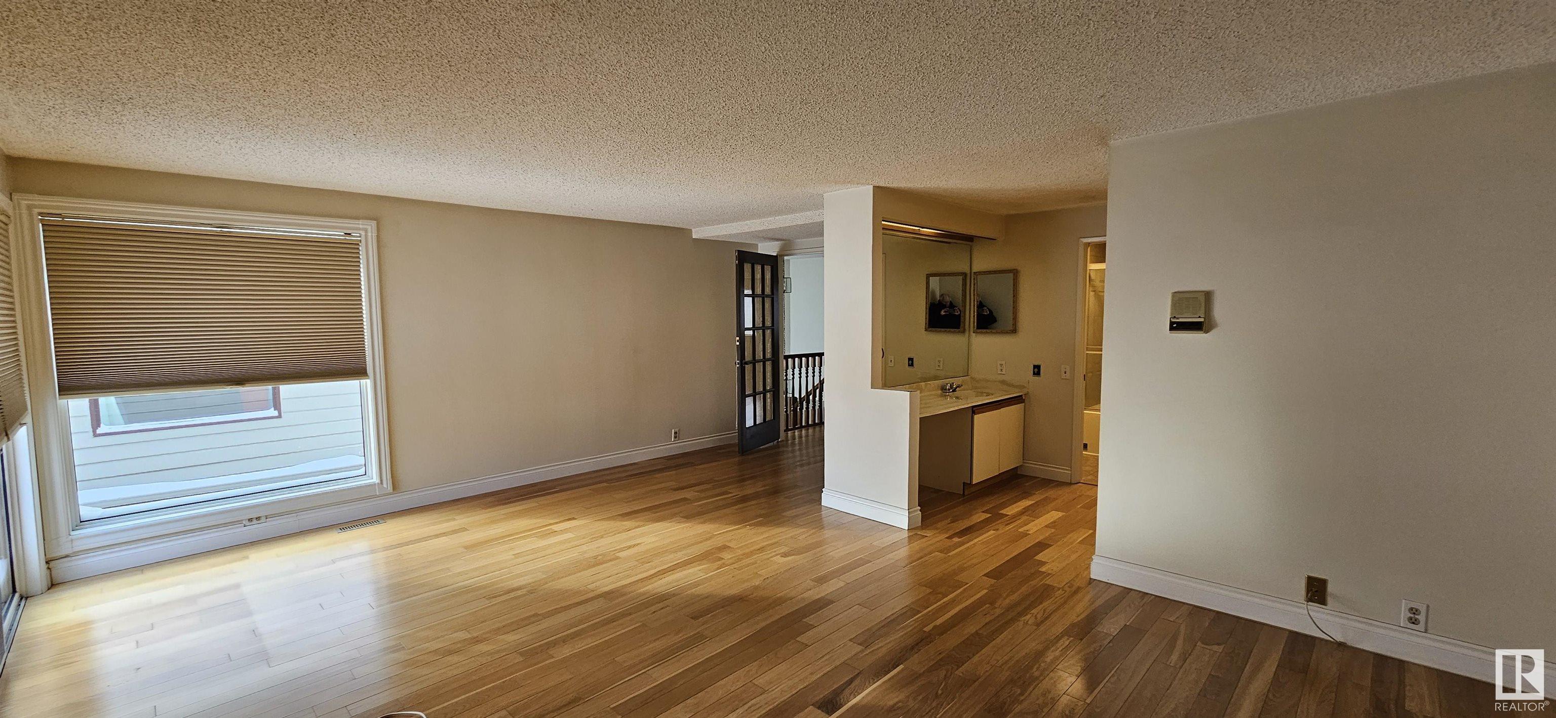      618 Woodbridge WY , Sherwood Park,  ,T8A 4E4 ;  Listing Number: MLS E4420124