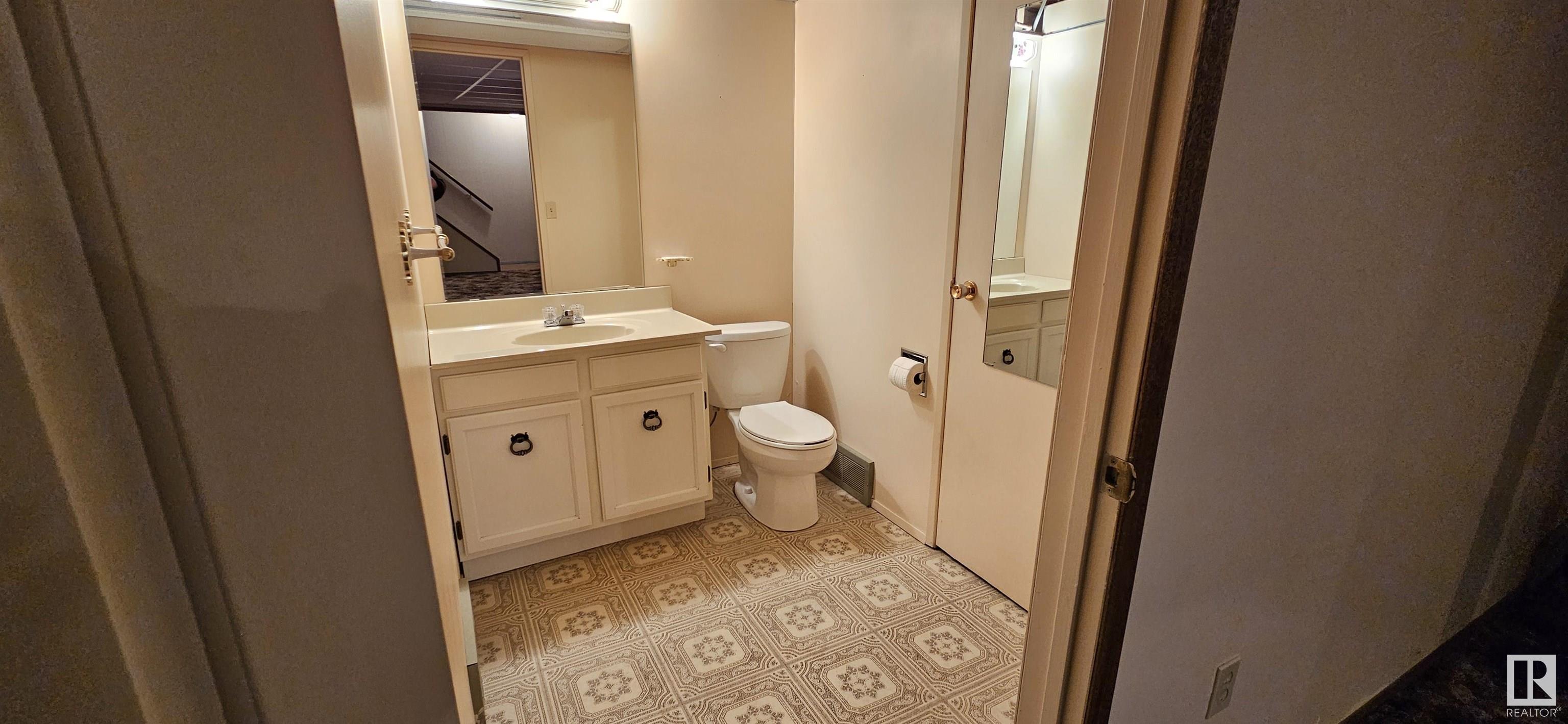      618 Woodbridge WY , Sherwood Park,  ,T8A 4E4 ;  Listing Number: MLS E4420124