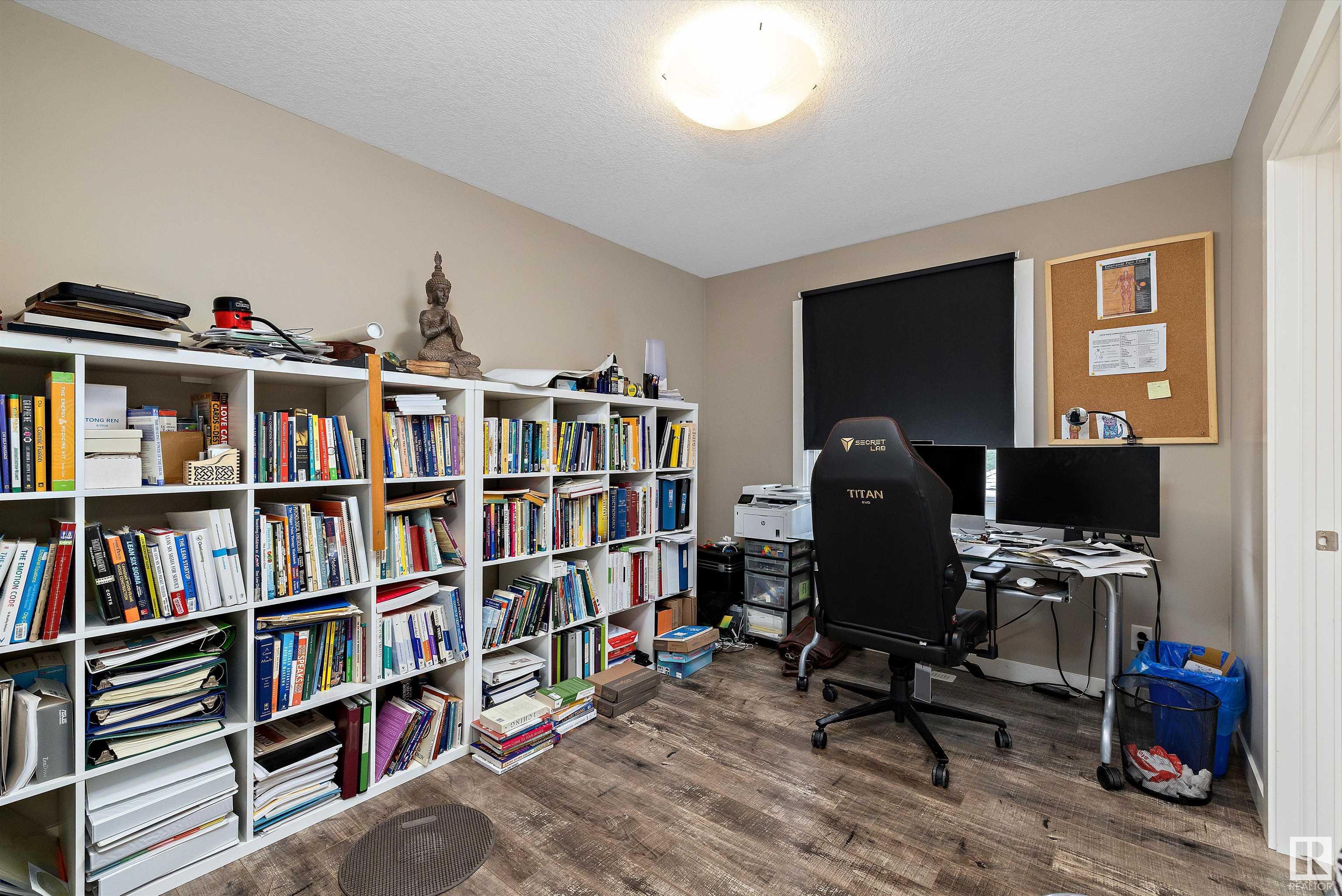      1 5910 121 AV NW , Edmonton,  ,T5W 3E3 ;  Listing Number: MLS E4420125