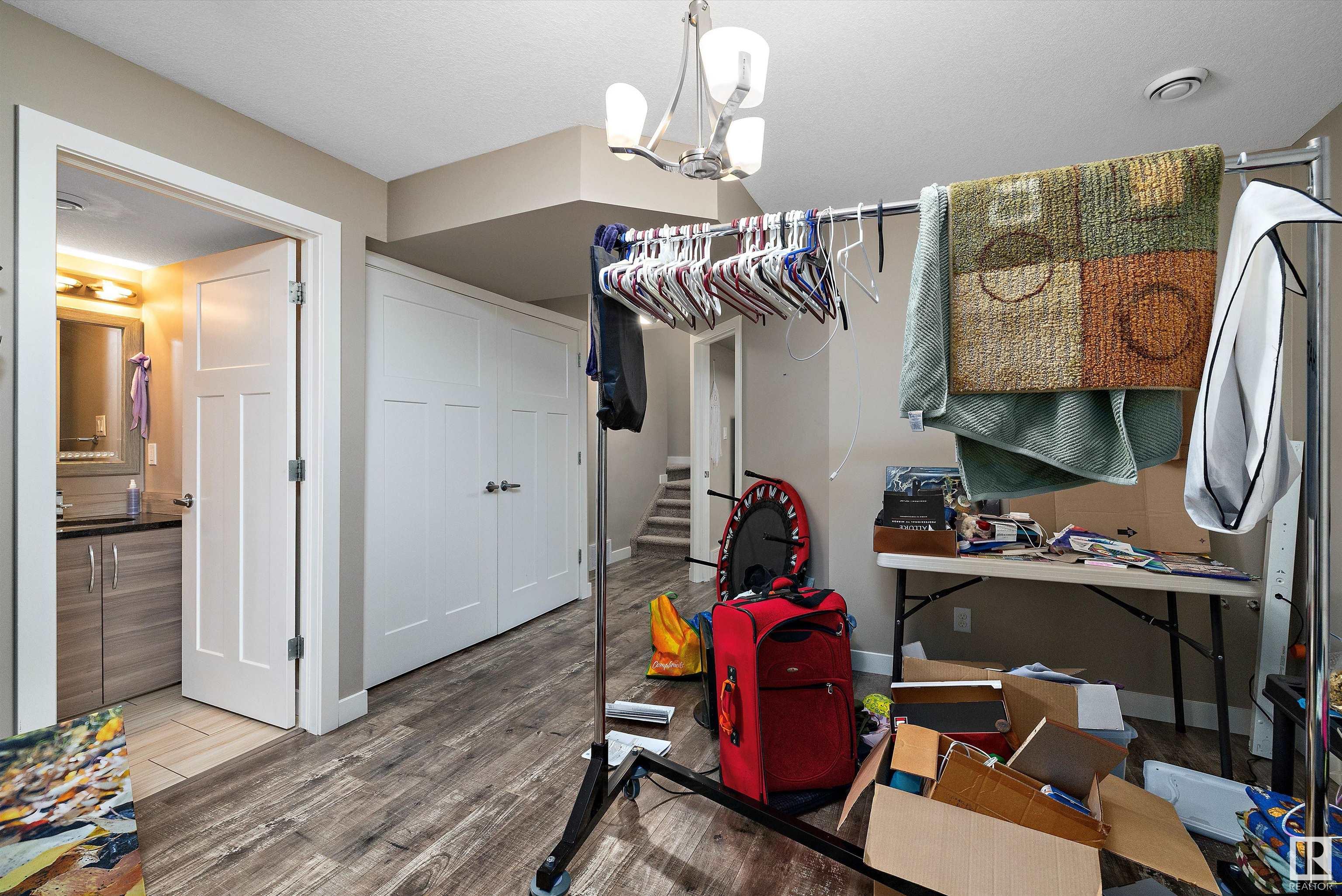      1 5910 121 AV NW , Edmonton,  ,T5W 3E3 ;  Listing Number: MLS E4420125