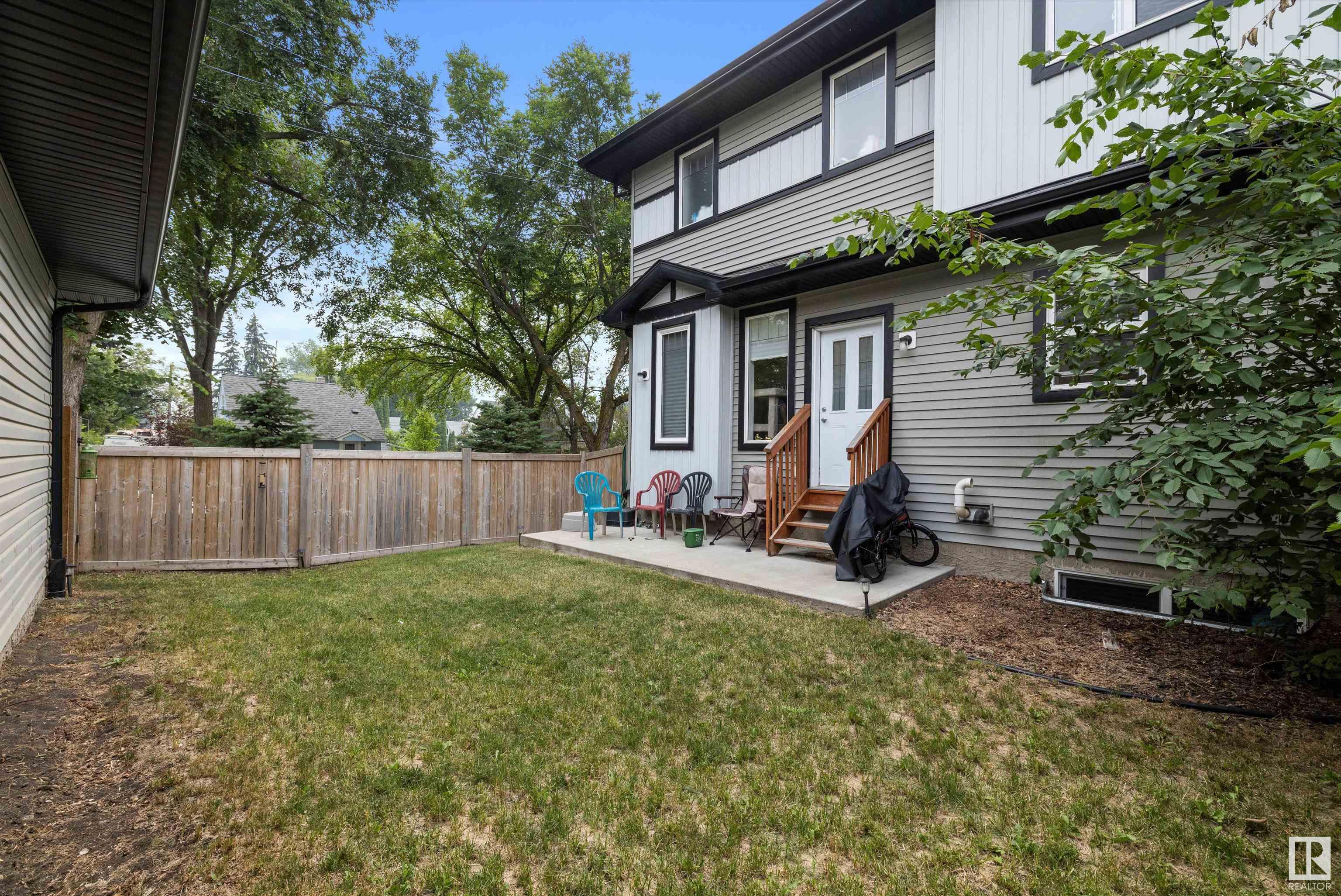      1 5910 121 AV NW , Edmonton,  ,T5W 3E3 ;  Listing Number: MLS E4420125