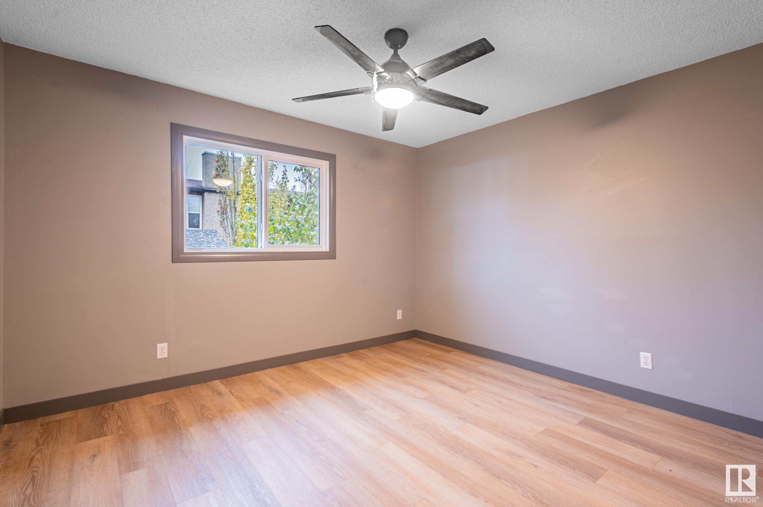      3811 21 AV NW , Edmonton,  ,T6L 4T4 ;  Listing Number: MLS E4420136