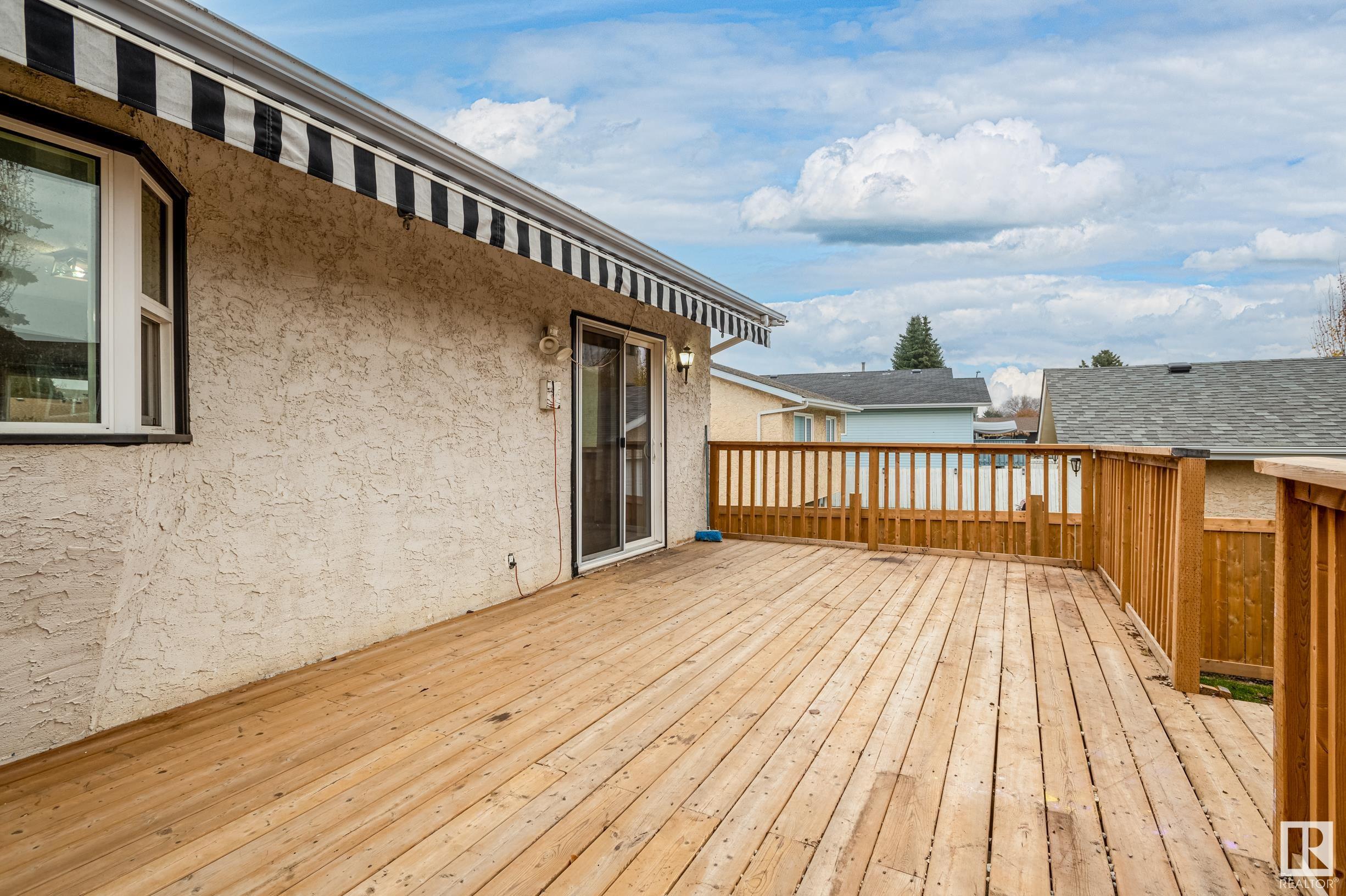      3811 21 AV NW , Edmonton,  ,T6L 4T4 ;  Listing Number: MLS E4420136
