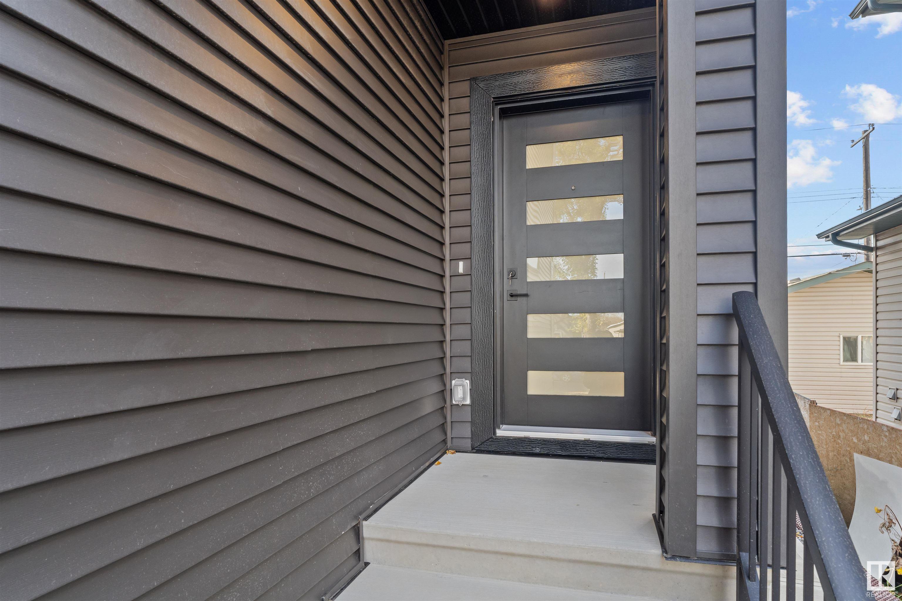 Photo 26 at 9638 109a Avenue Nw, Mccauley, Edmonton