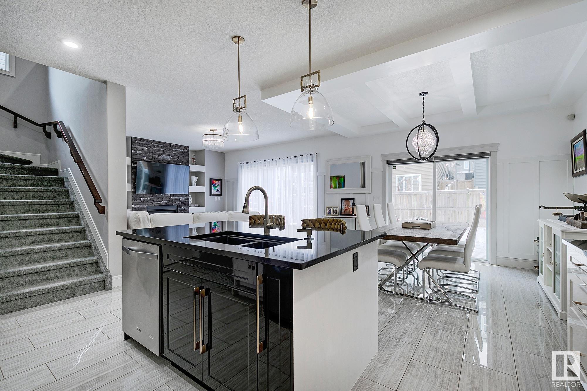      3366 CHICKADEE DR NW , Edmonton,  ,T5V 1T7 ;  Listing Number: MLS E4420147