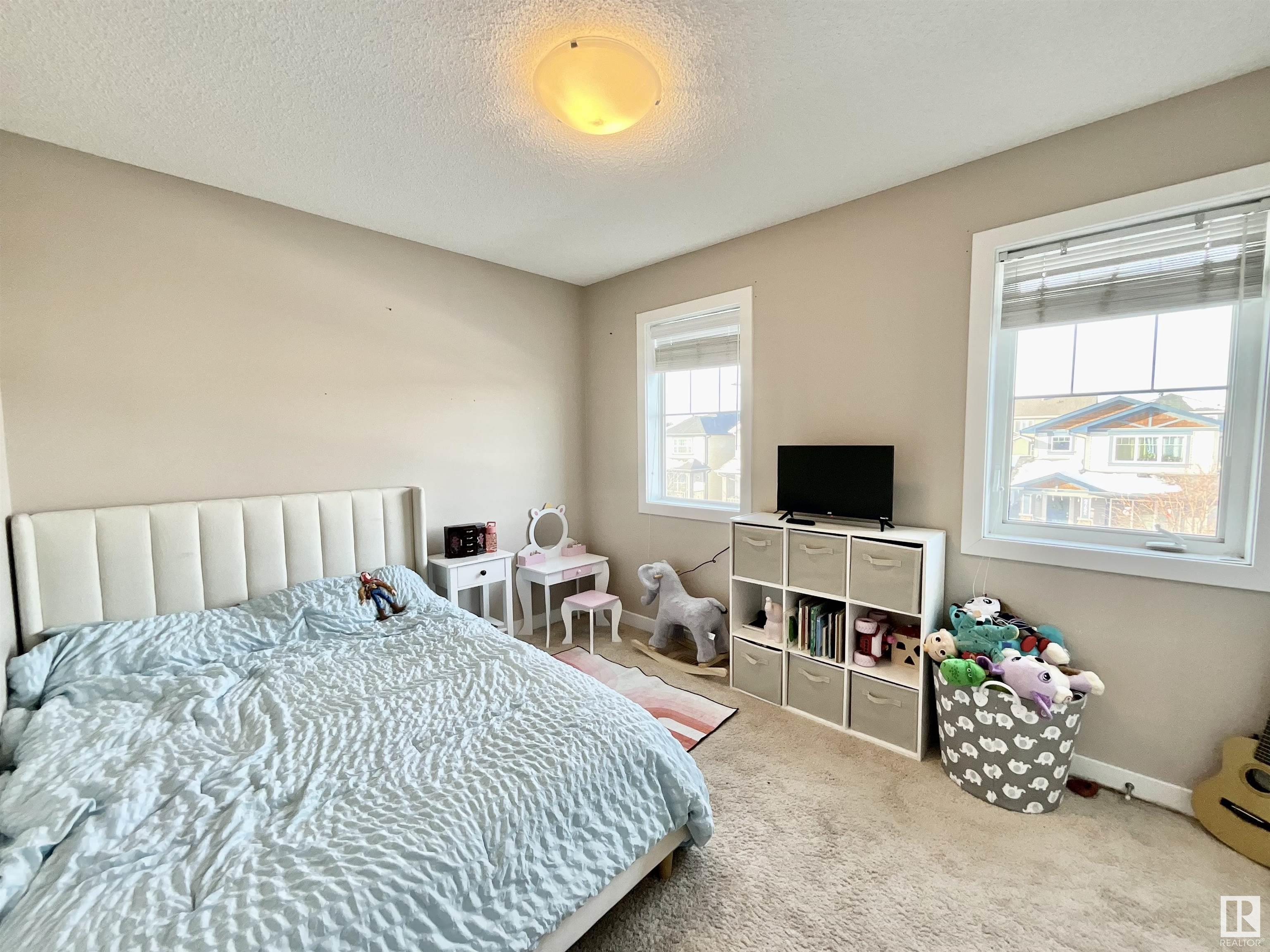      9747 221 ST NW , Edmonton,  ,T5T 4H7 ;  Listing Number: MLS E4420159