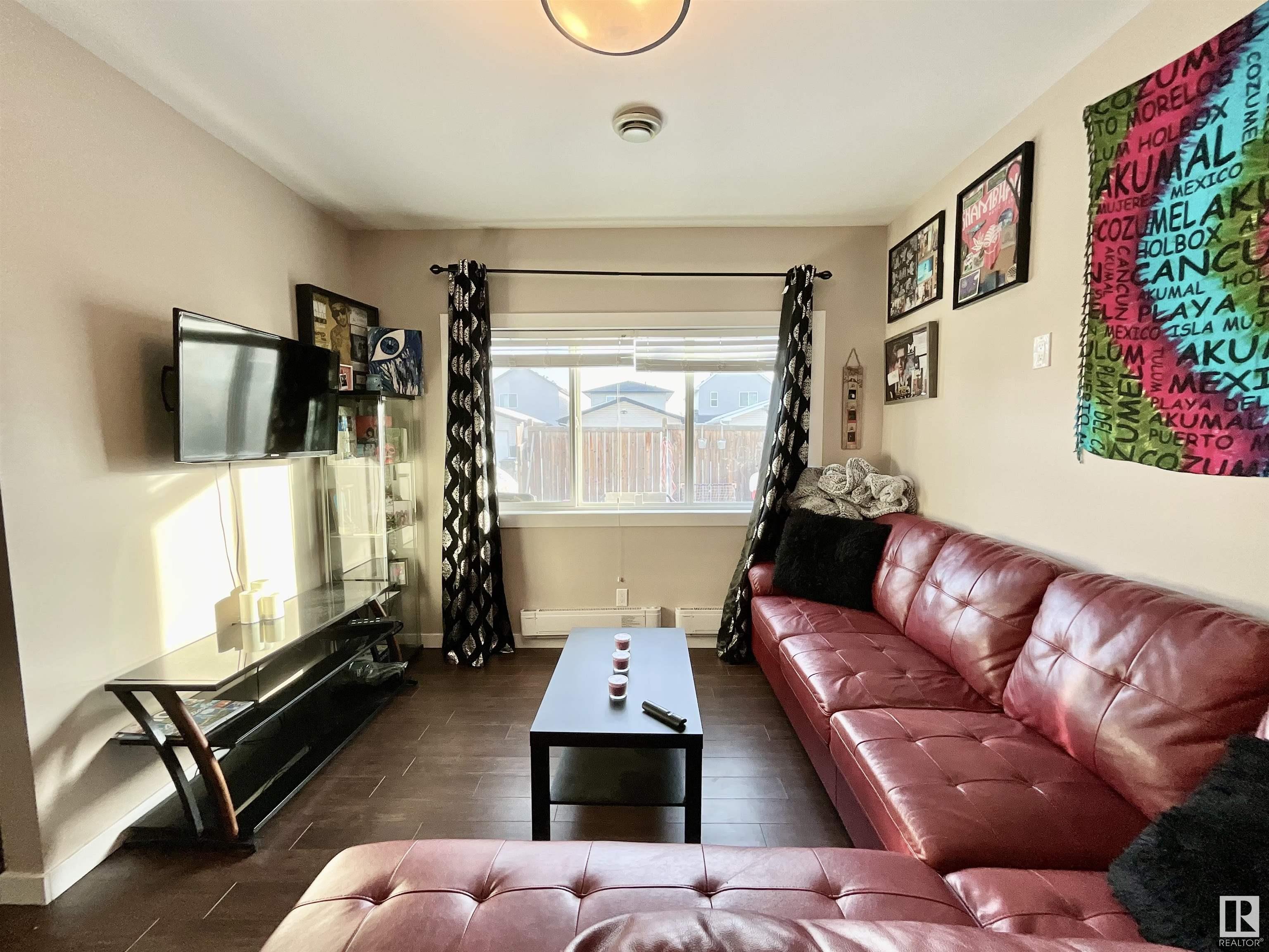      9747 221 ST NW , Edmonton,  ,T5T 4H7 ;  Listing Number: MLS E4420159
