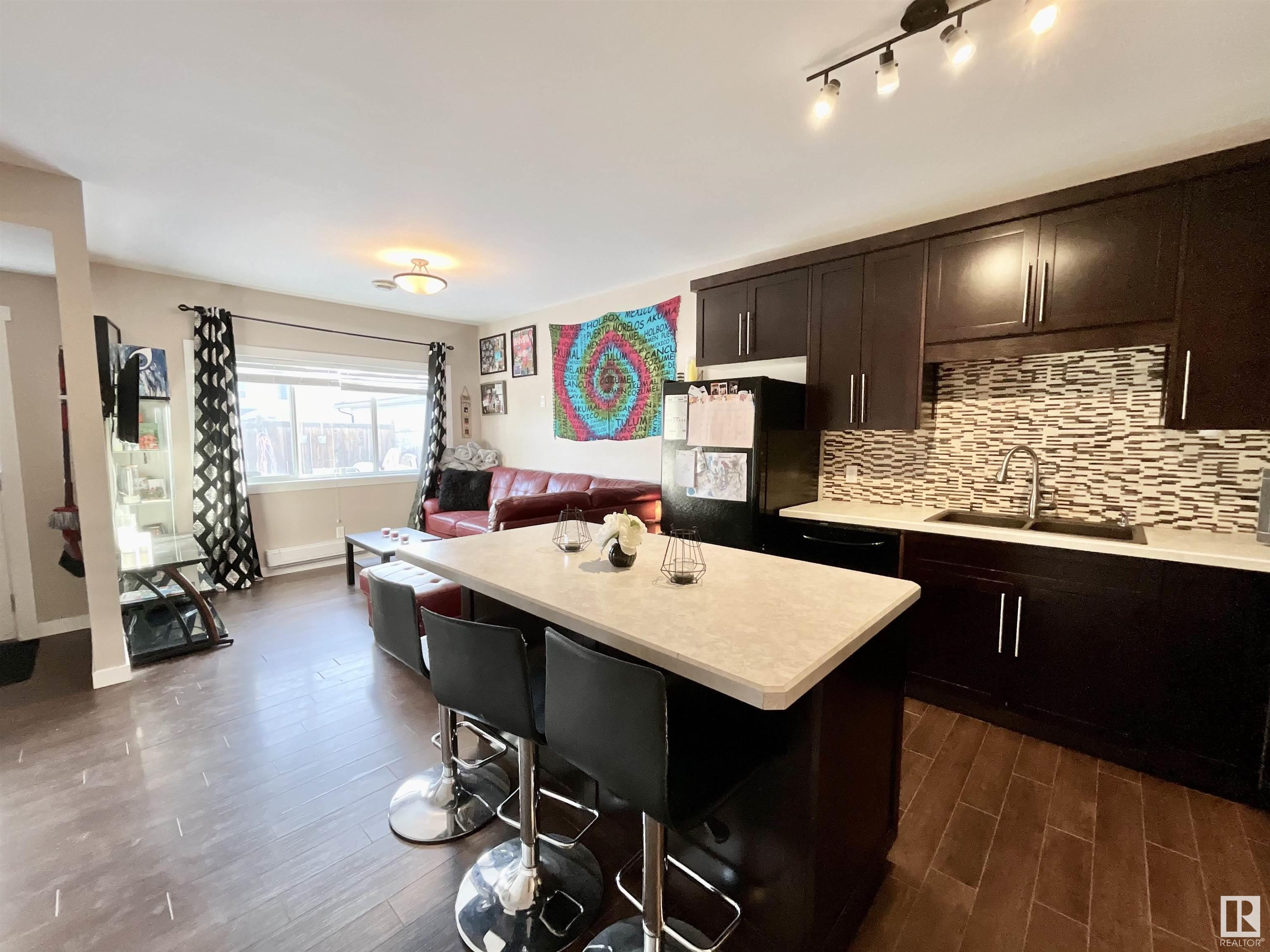      9747 221 ST NW , Edmonton,  ,T5T 4H7 ;  Listing Number: MLS E4420159