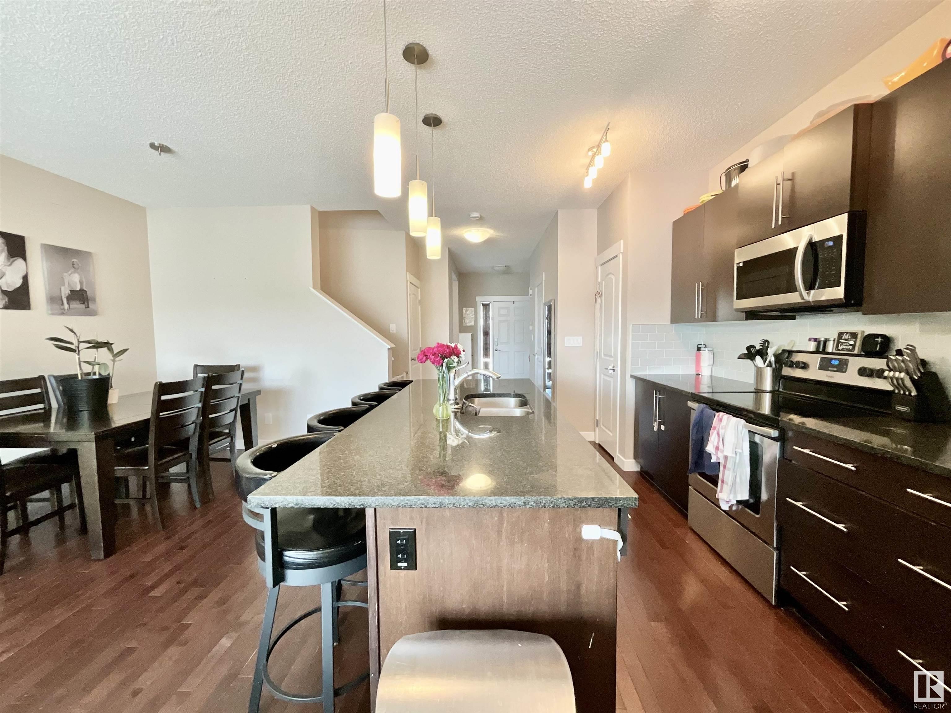      9747 221 ST NW , Edmonton,  ,T5T 4H7 ;  Listing Number: MLS E4420159