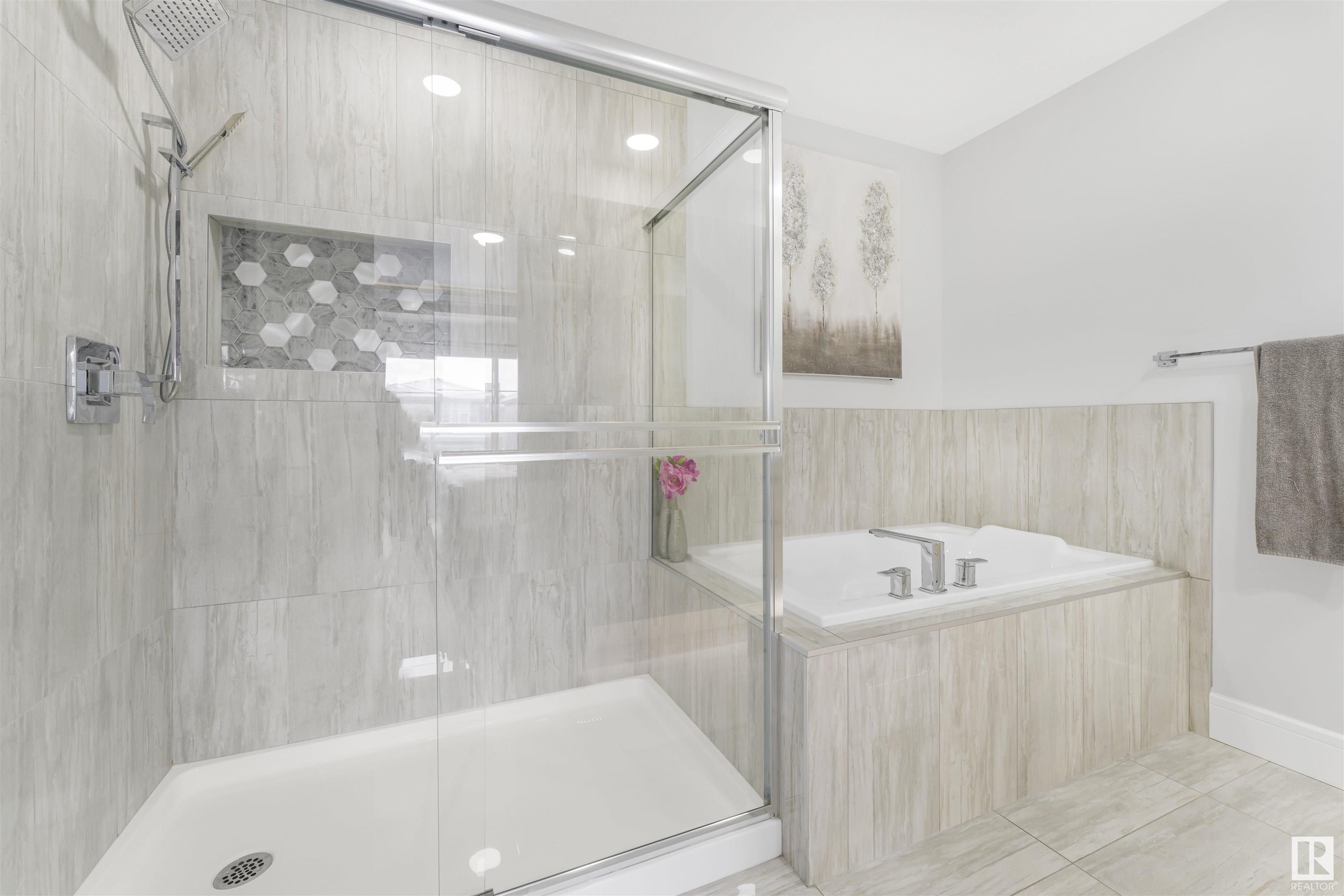      5844 KOOTOOK LI SW , Edmonton,  ,T6W 4K5 ;  Listing Number: MLS E4420171