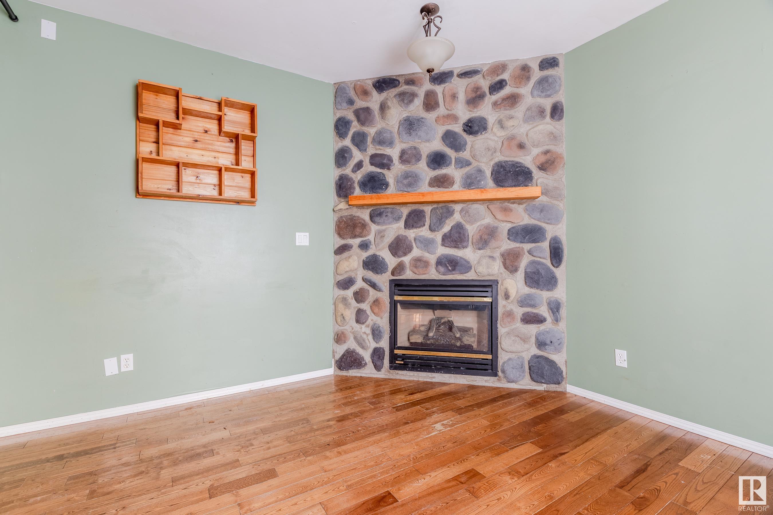      420 Lakeview DR , Rural Lac Ste. Anne County,  ,T0E 1V0 ;  Listing Number: MLS E4420174