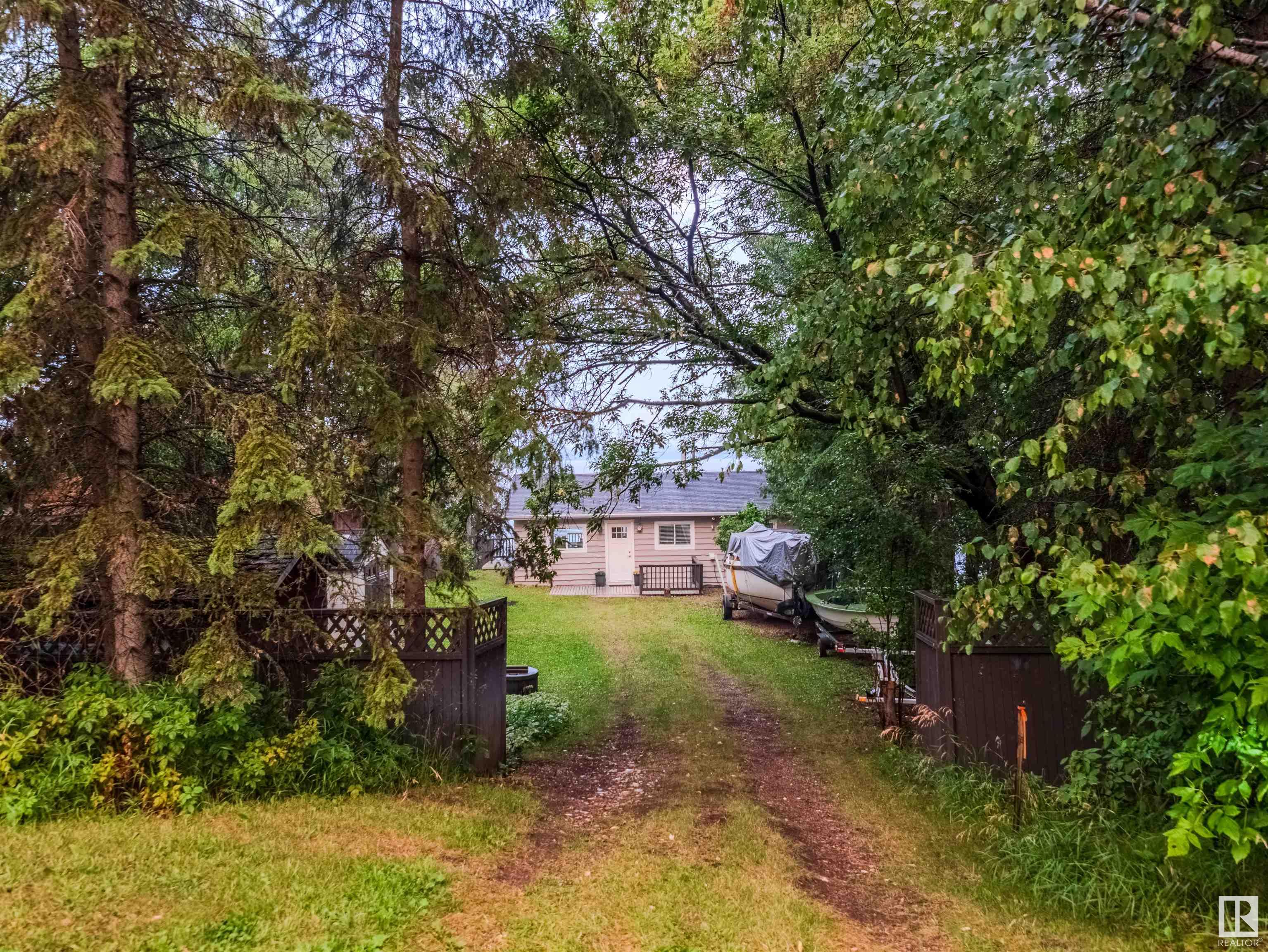     13 FIR AV , Rural Lac Ste. Anne County,  ,T0E 0L0 ;  Listing Number: MLS E4420177