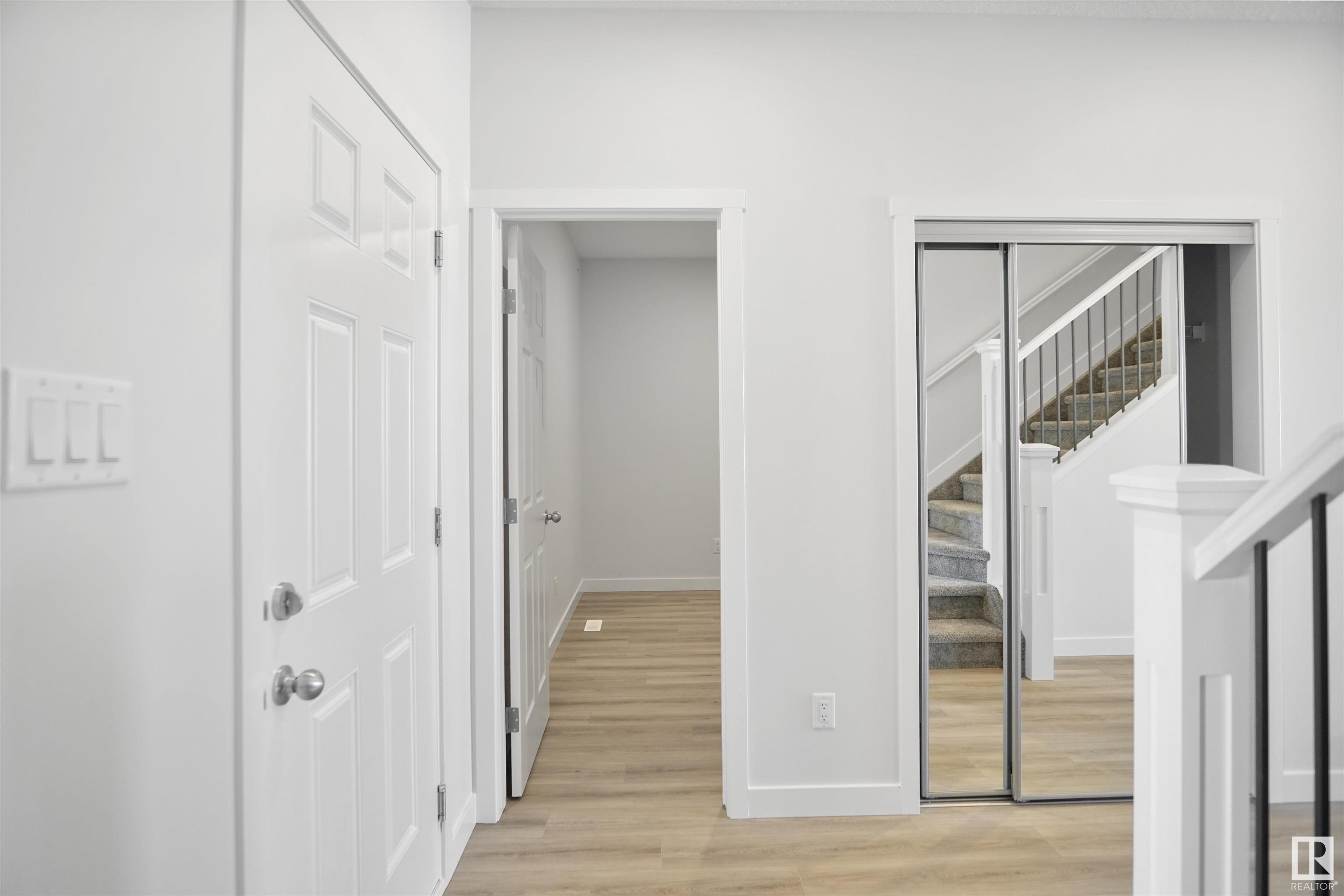      4682 177 AV NW , Edmonton,  ,T5Y 4B7 ;  Listing Number: MLS E4420180