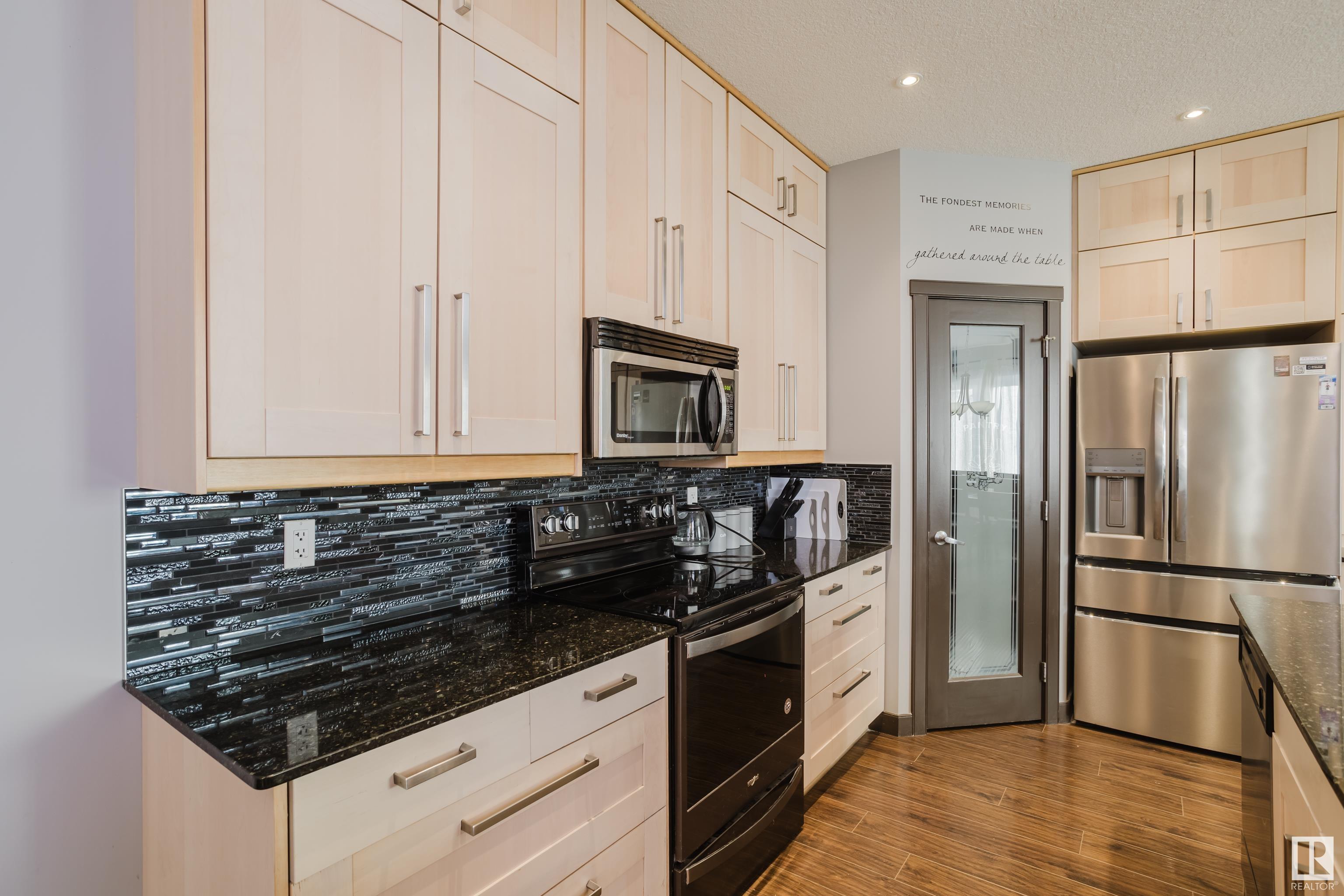      10 MERIDIAN CL , Stony Plain,  ,T7Z 0B4 ;  Listing Number: MLS E4420186