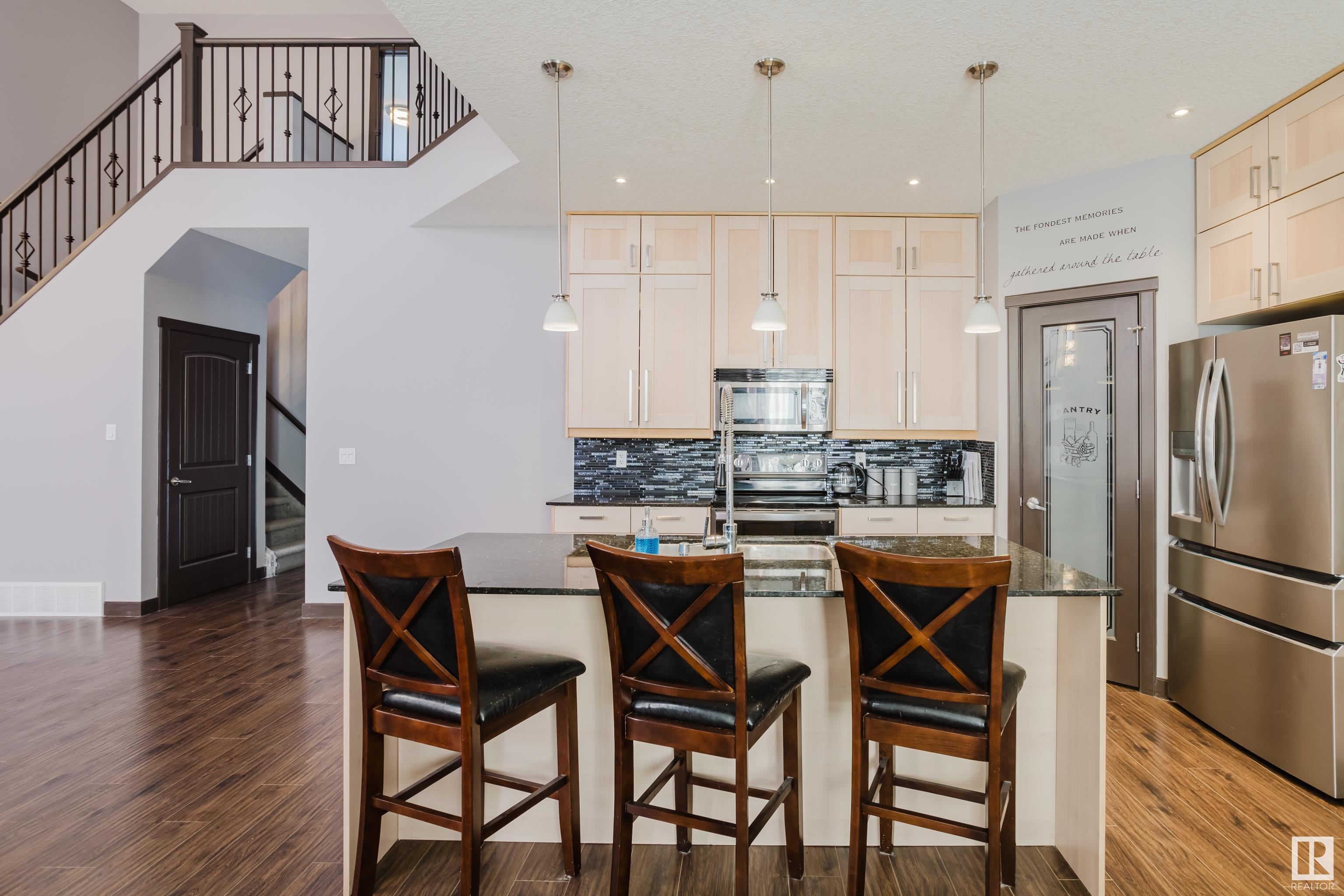      10 MERIDIAN CL , Stony Plain,  ,T7Z 0B4 ;  Listing Number: MLS E4420186