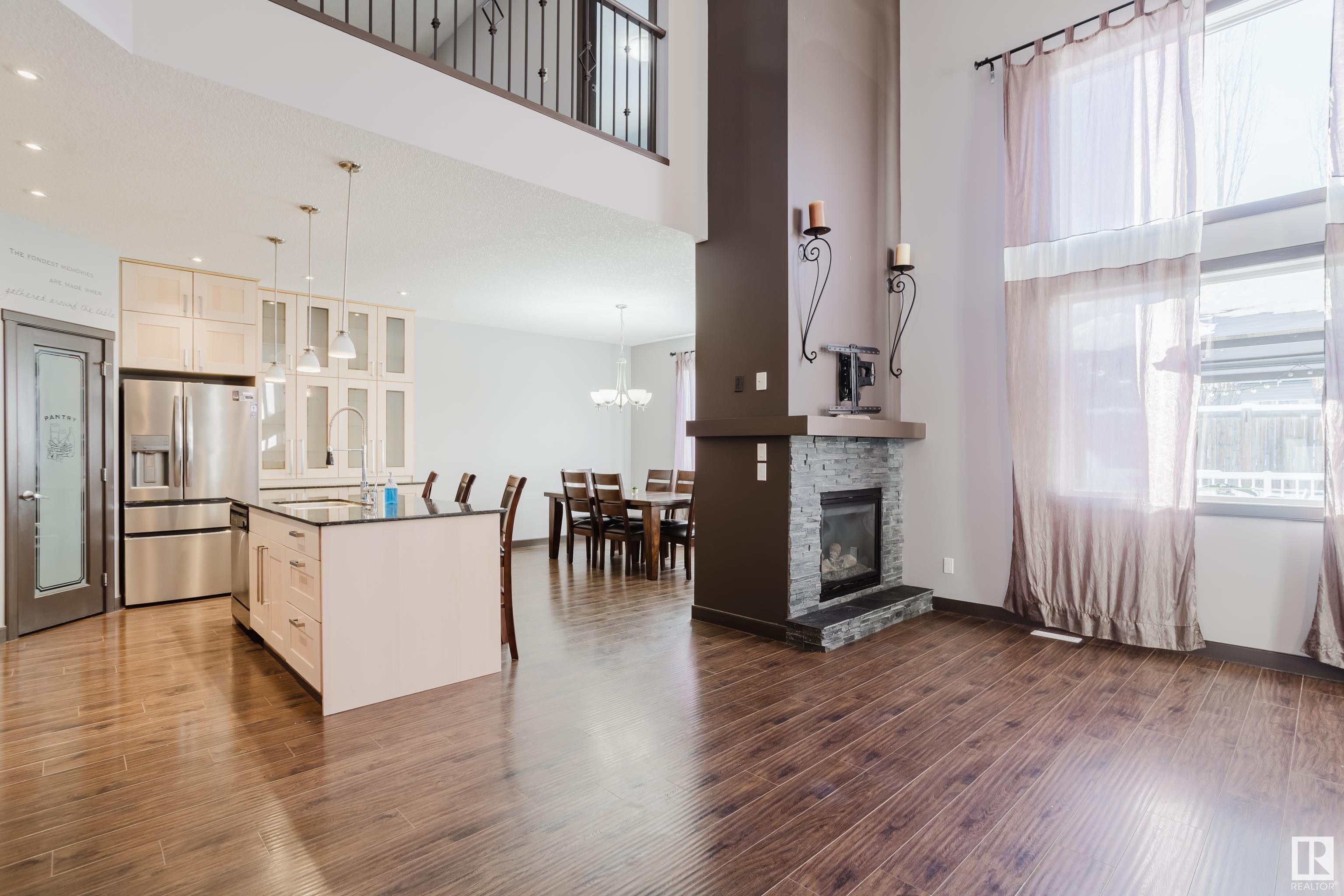      10 MERIDIAN CL , Stony Plain,  ,T7Z 0B4 ;  Listing Number: MLS E4420186