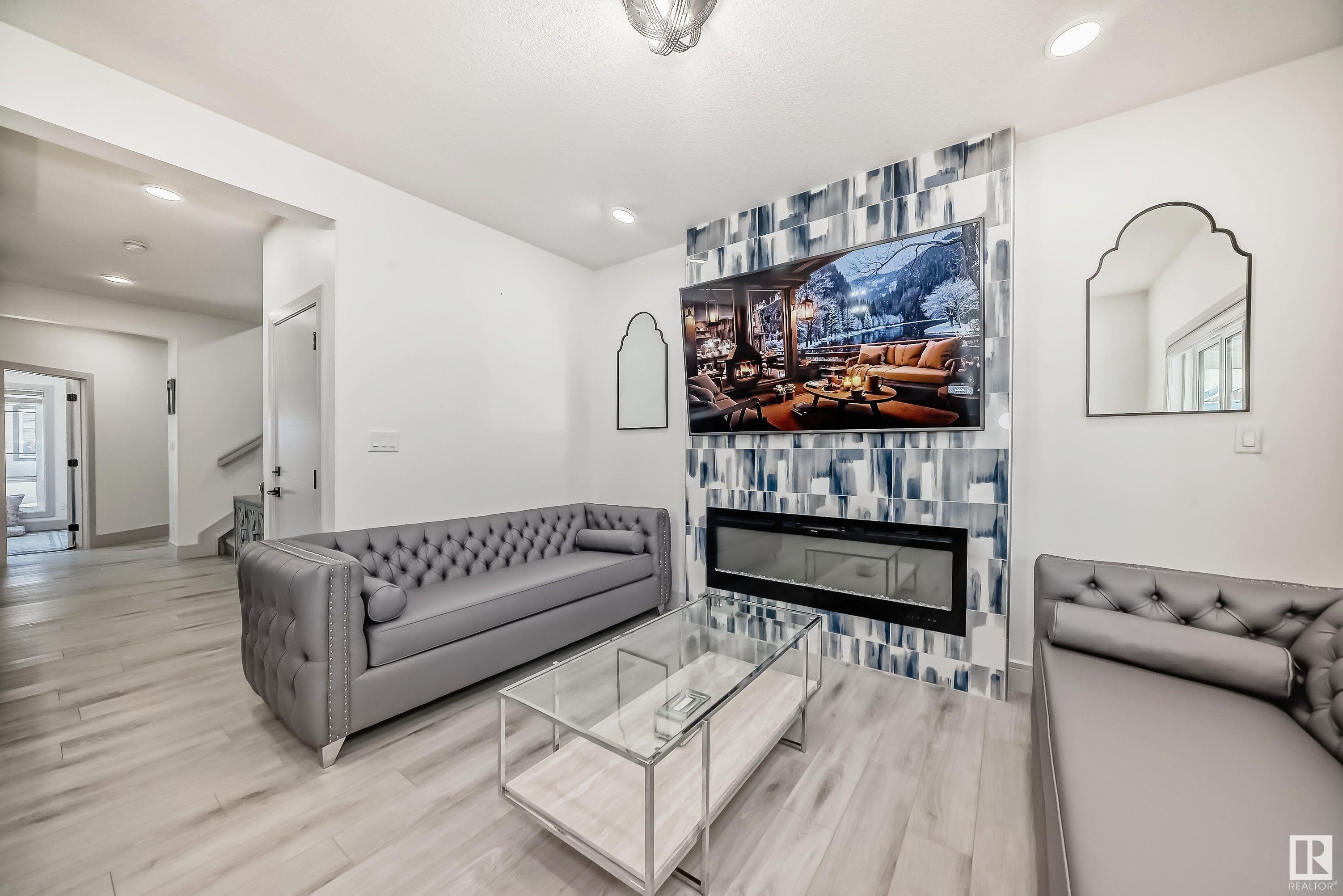     1716 25 ST NW , Edmonton,  ,T6T 2J1 ;  Listing Number: MLS E4420190