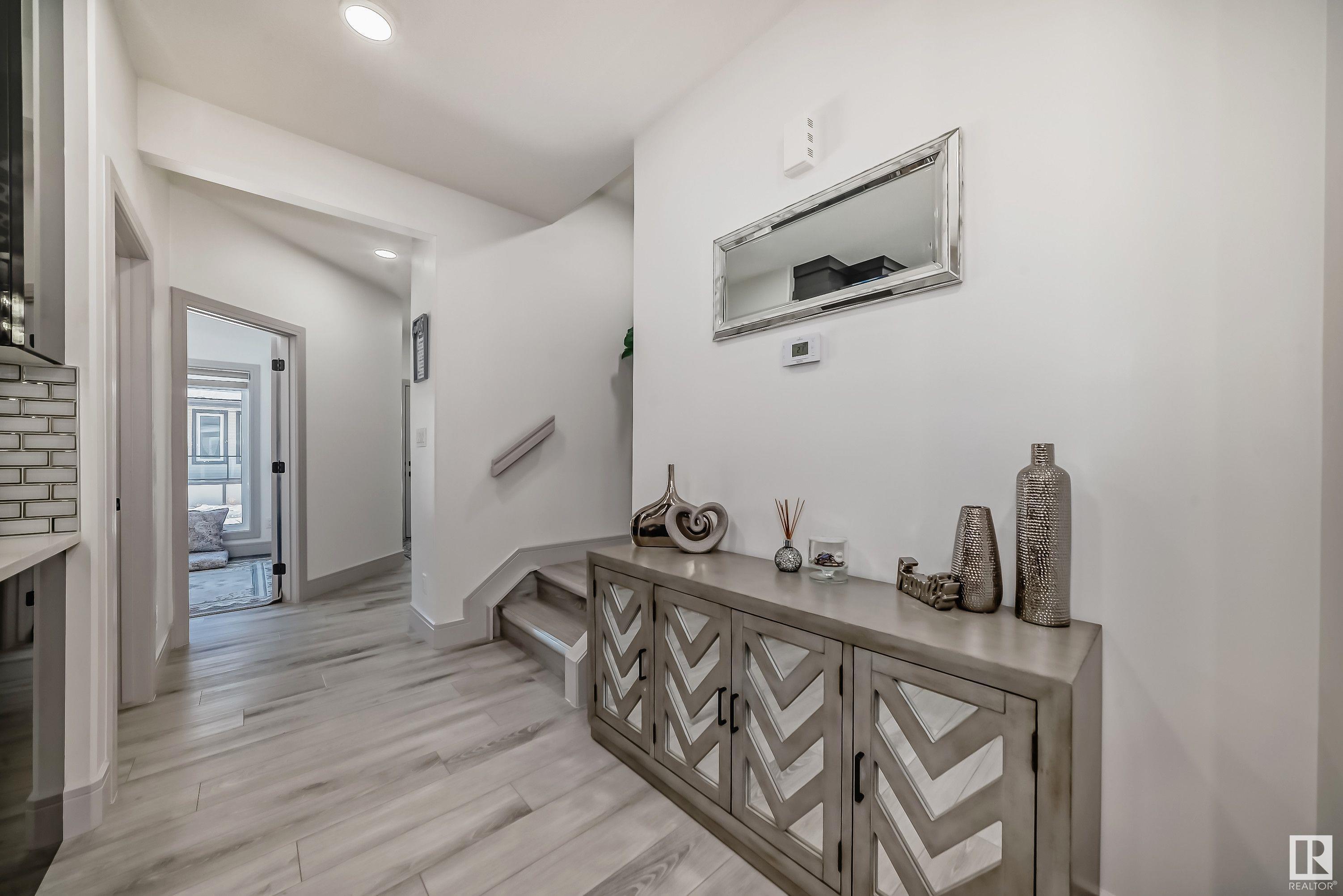      1716 25 ST NW , Edmonton,  ,T6T 2J1 ;  Listing Number: MLS E4420190