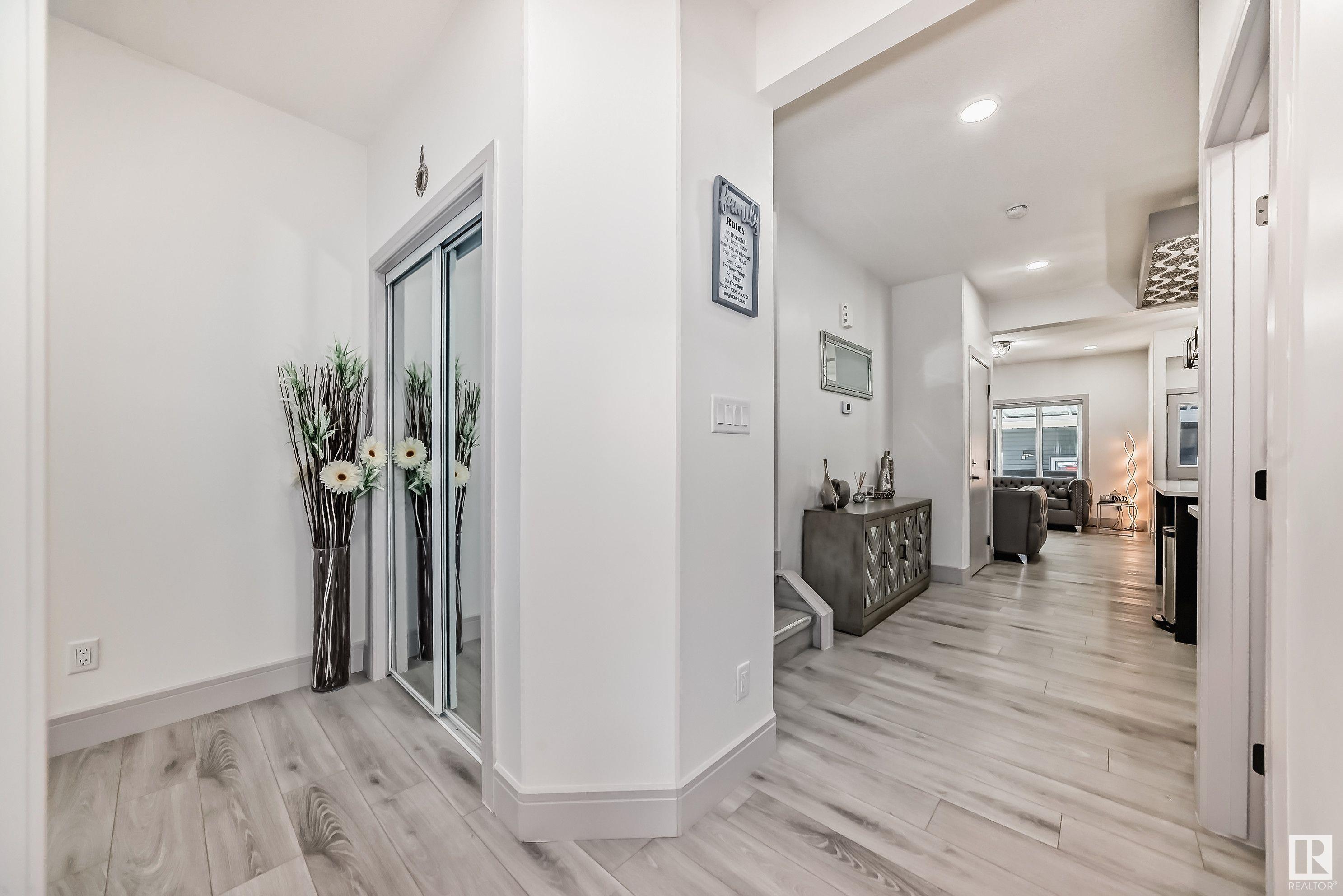      1716 25 ST NW , Edmonton,  ,T6T 2J1 ;  Listing Number: MLS E4420190