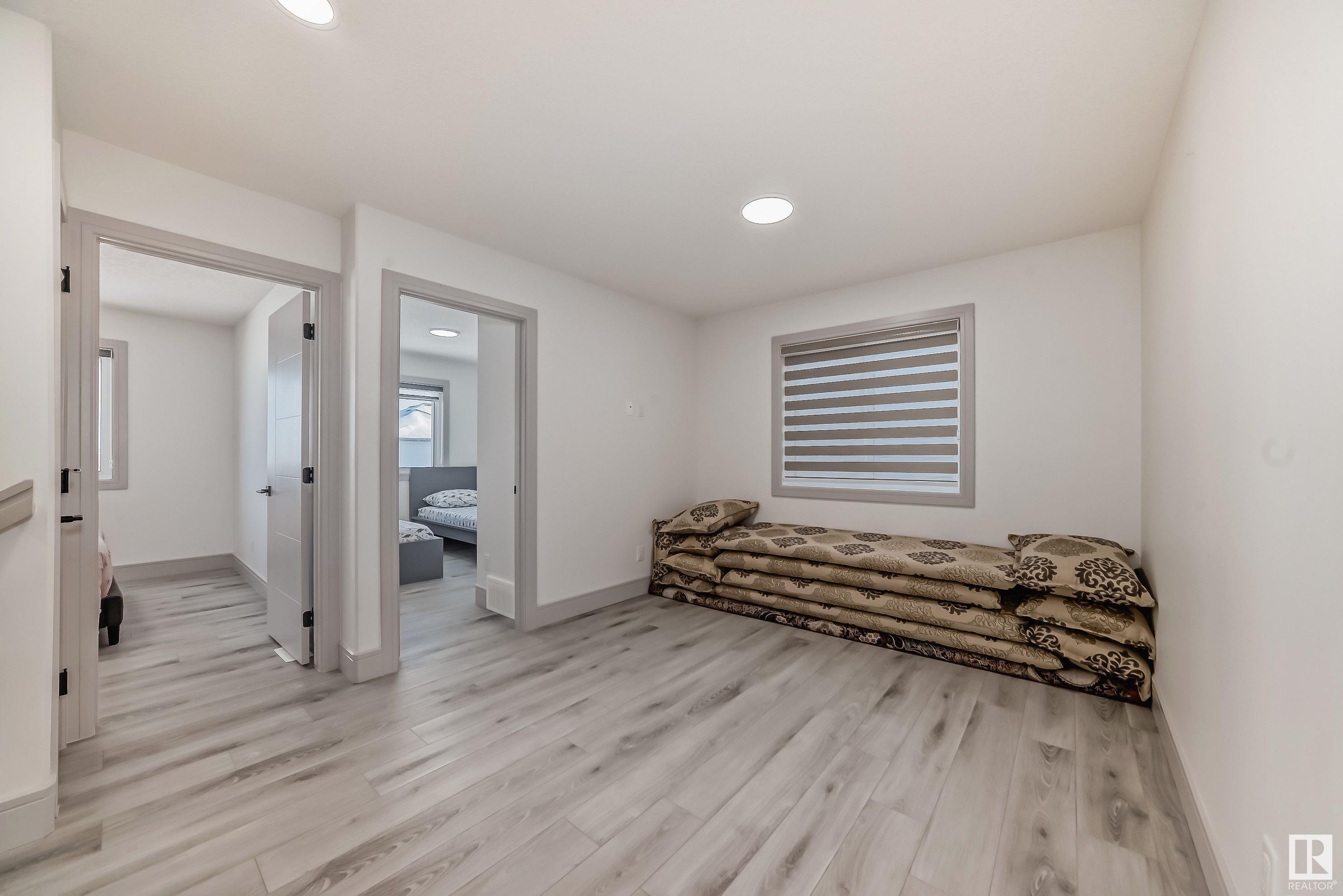      1716 25 ST NW , Edmonton,  ,T6T 2J1 ;  Listing Number: MLS E4420190