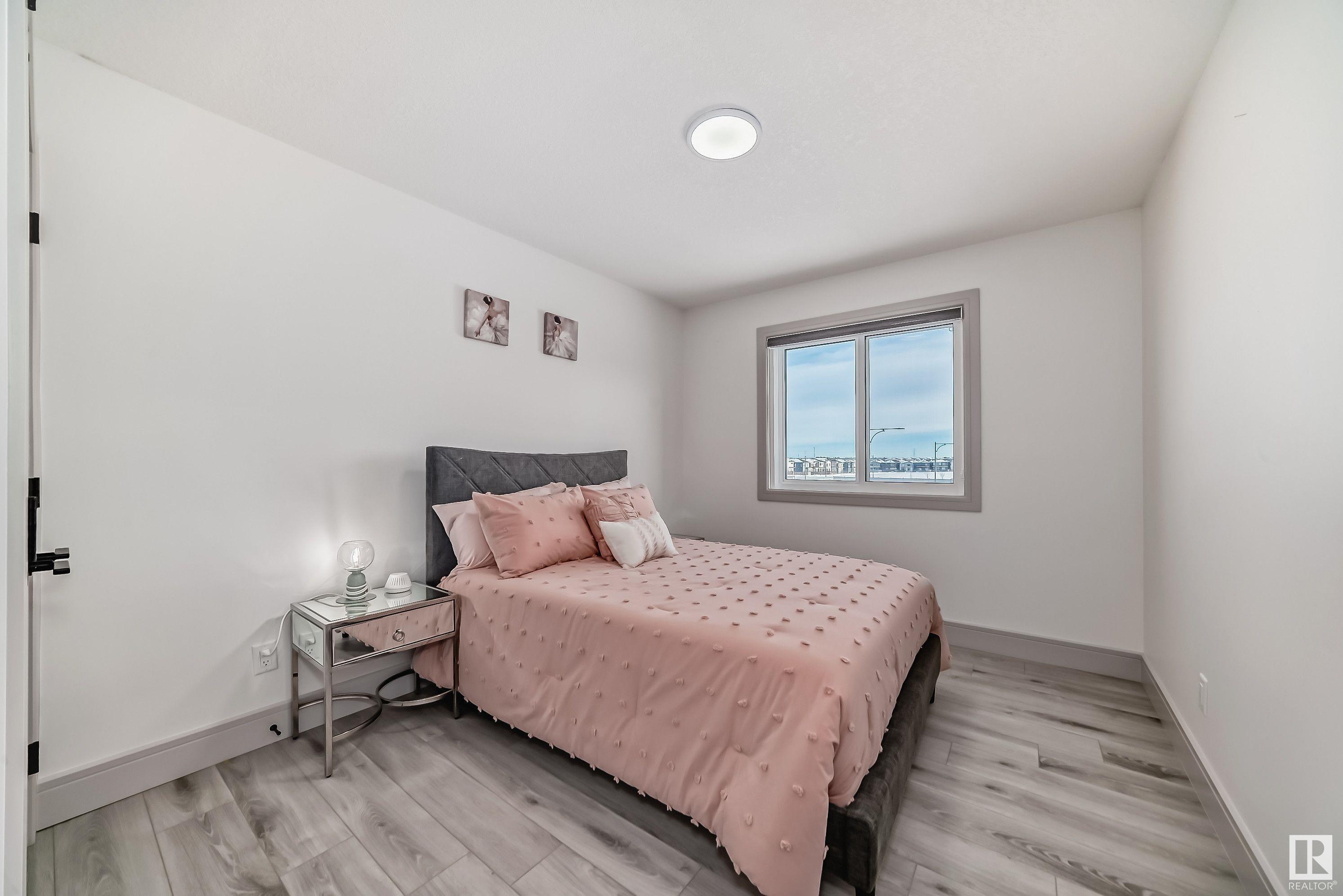      1716 25 ST NW , Edmonton,  ,T6T 2J1 ;  Listing Number: MLS E4420190