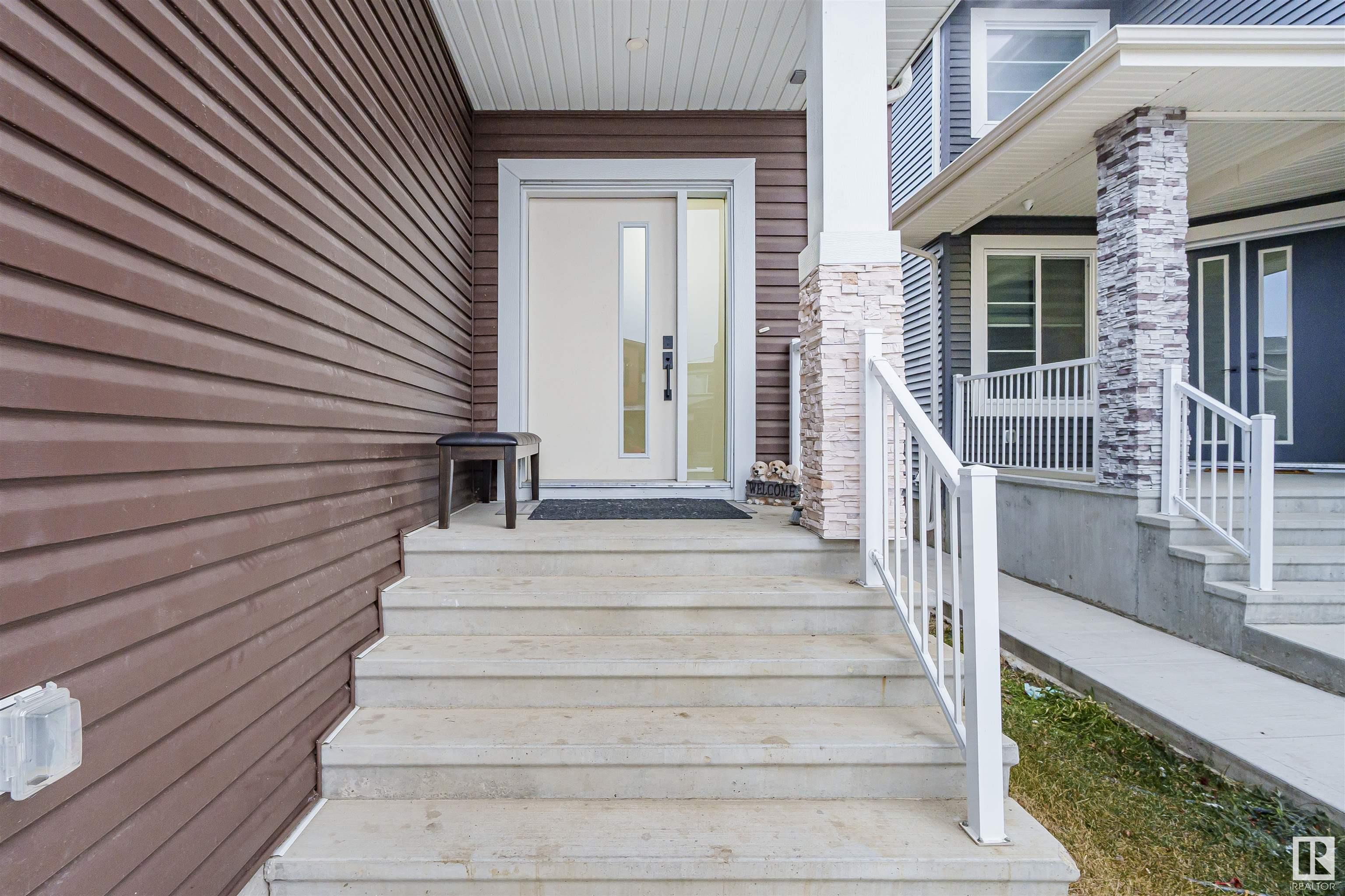      2104 18 AV NW , Edmonton,  ,T6T 2M8 ;  Listing Number: MLS E4420195
