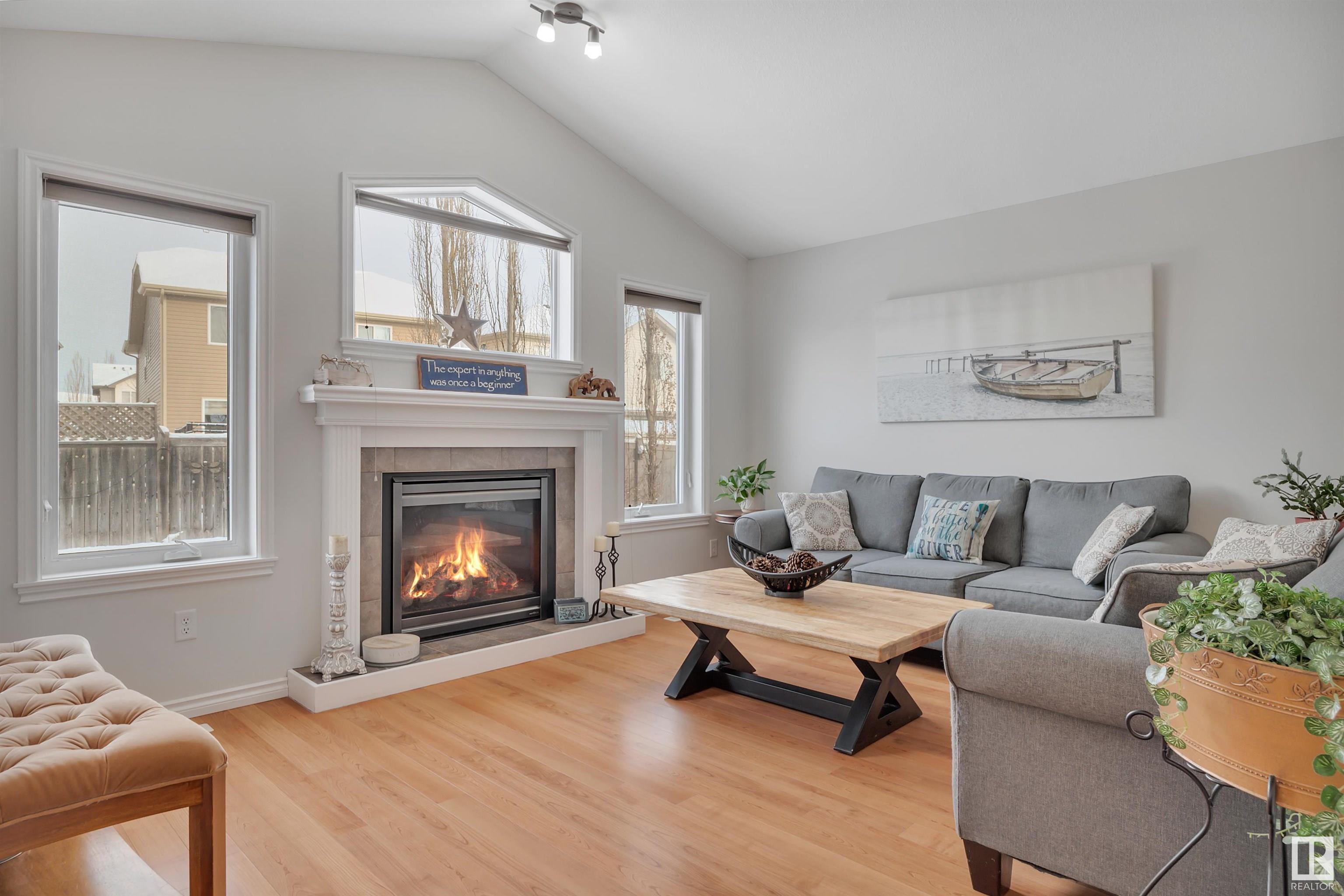      11 SELKIRK PL , Leduc,  ,T9E 0L4 ;  Listing Number: MLS E4420201