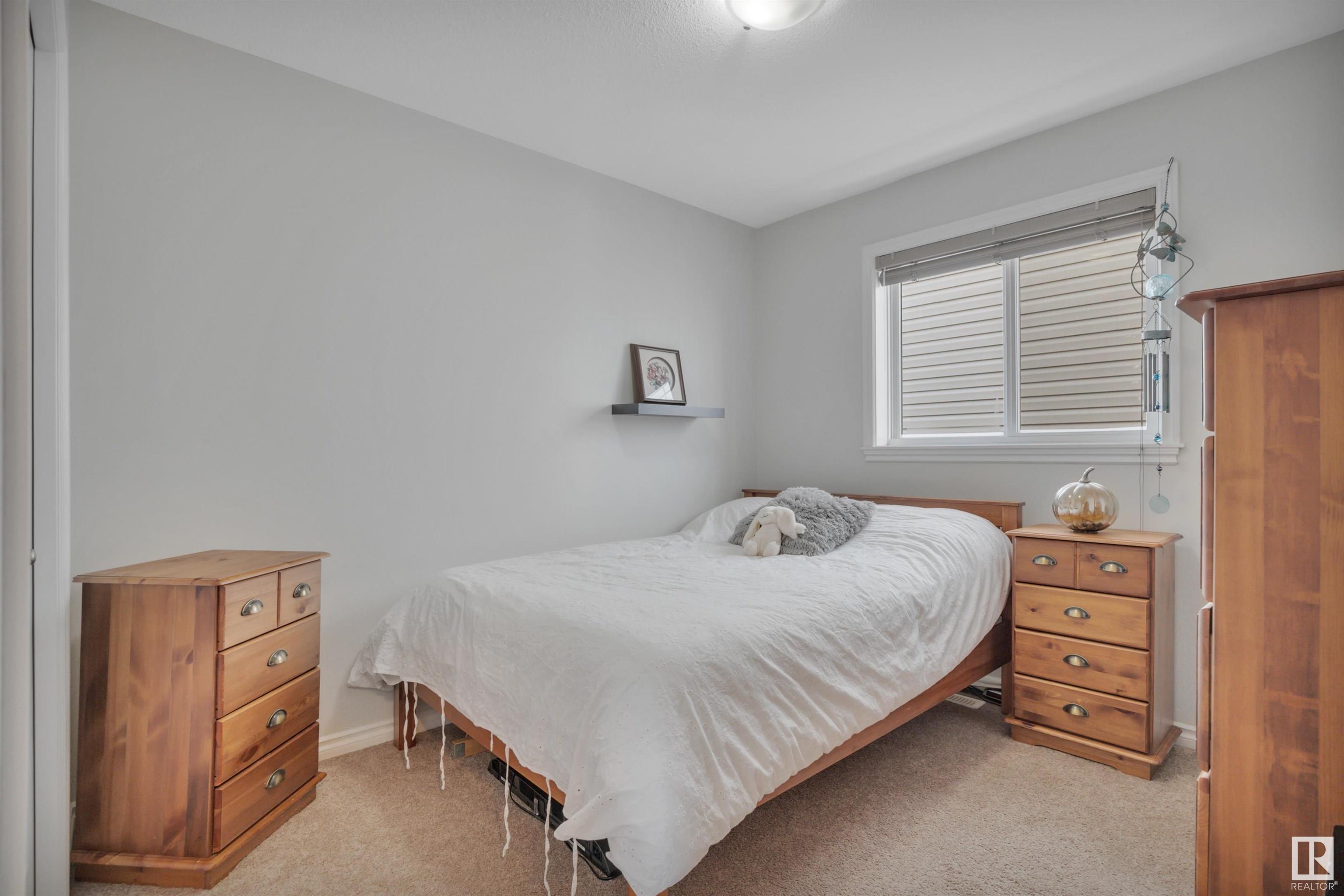      11 SELKIRK PL , Leduc,  ,T9E 0L4 ;  Listing Number: MLS E4420201