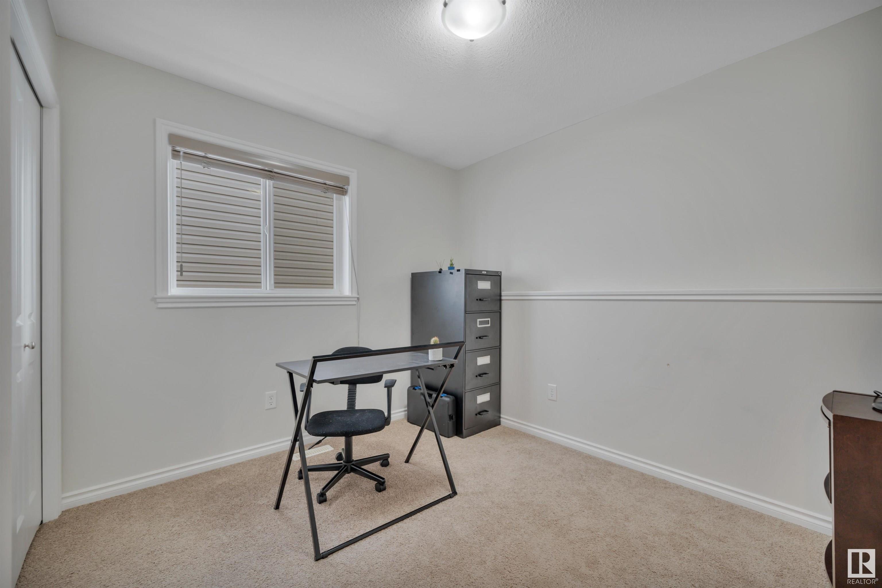      11 SELKIRK PL , Leduc,  ,T9E 0L4 ;  Listing Number: MLS E4420201