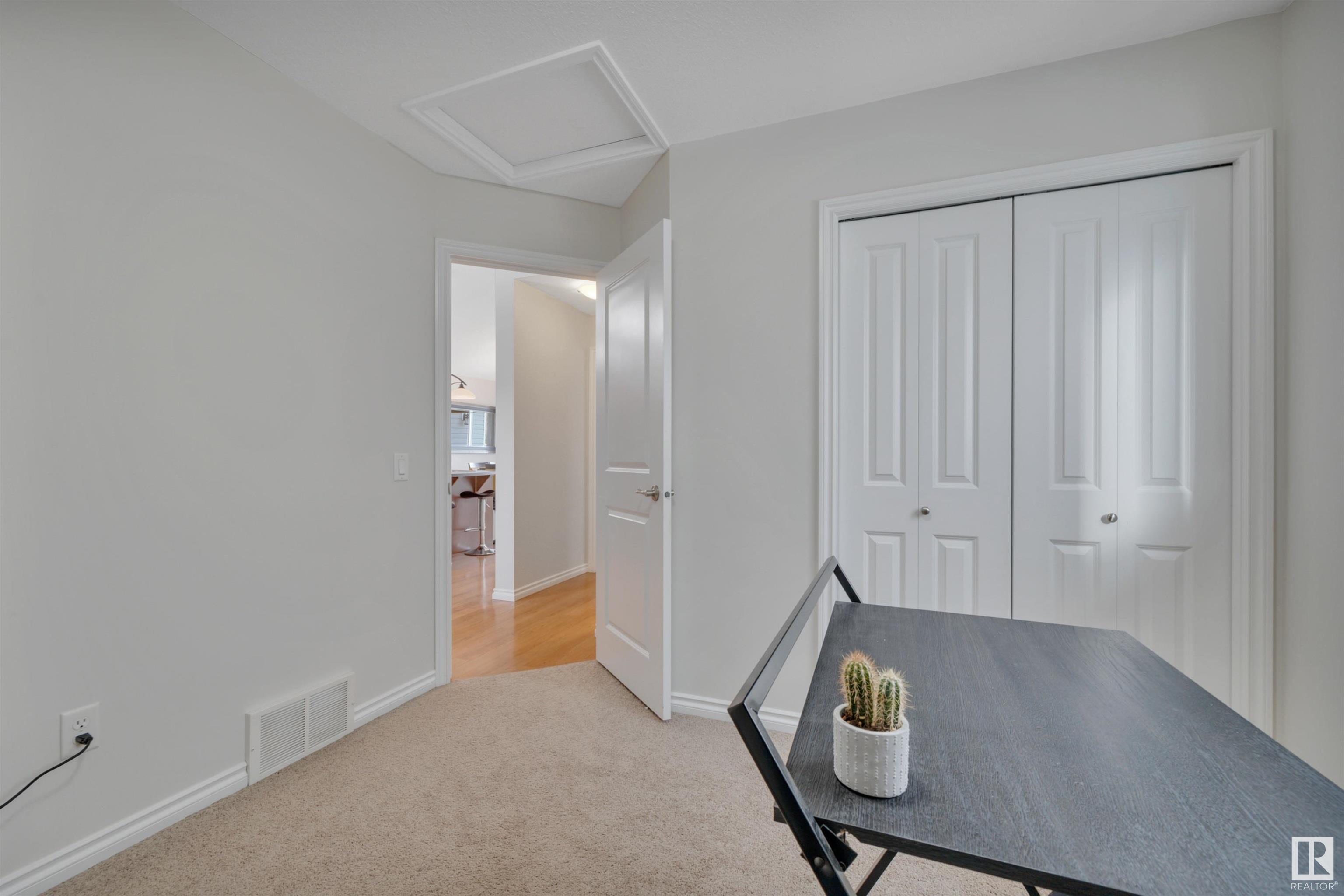      11 SELKIRK PL , Leduc,  ,T9E 0L4 ;  Listing Number: MLS E4420201