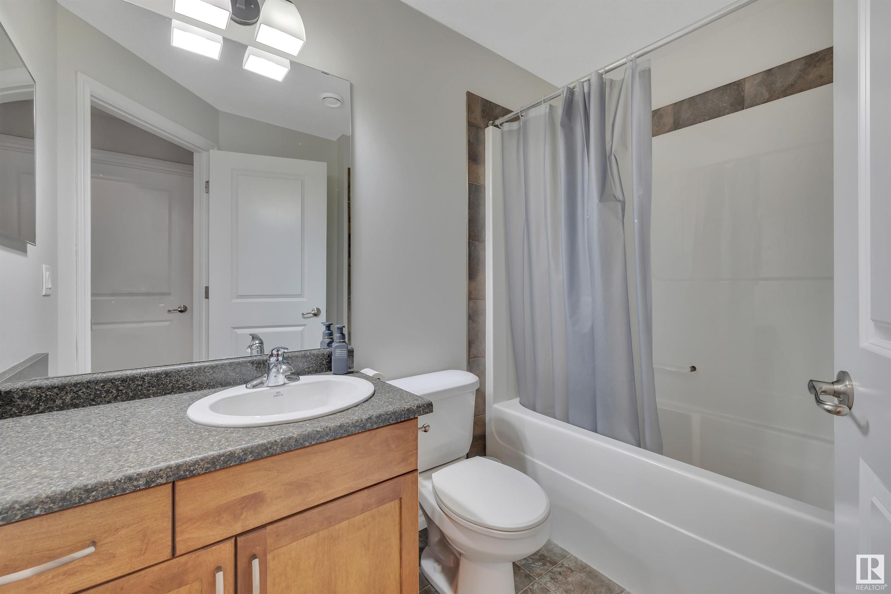      11 SELKIRK PL , Leduc,  ,T9E 0L4 ;  Listing Number: MLS E4420201