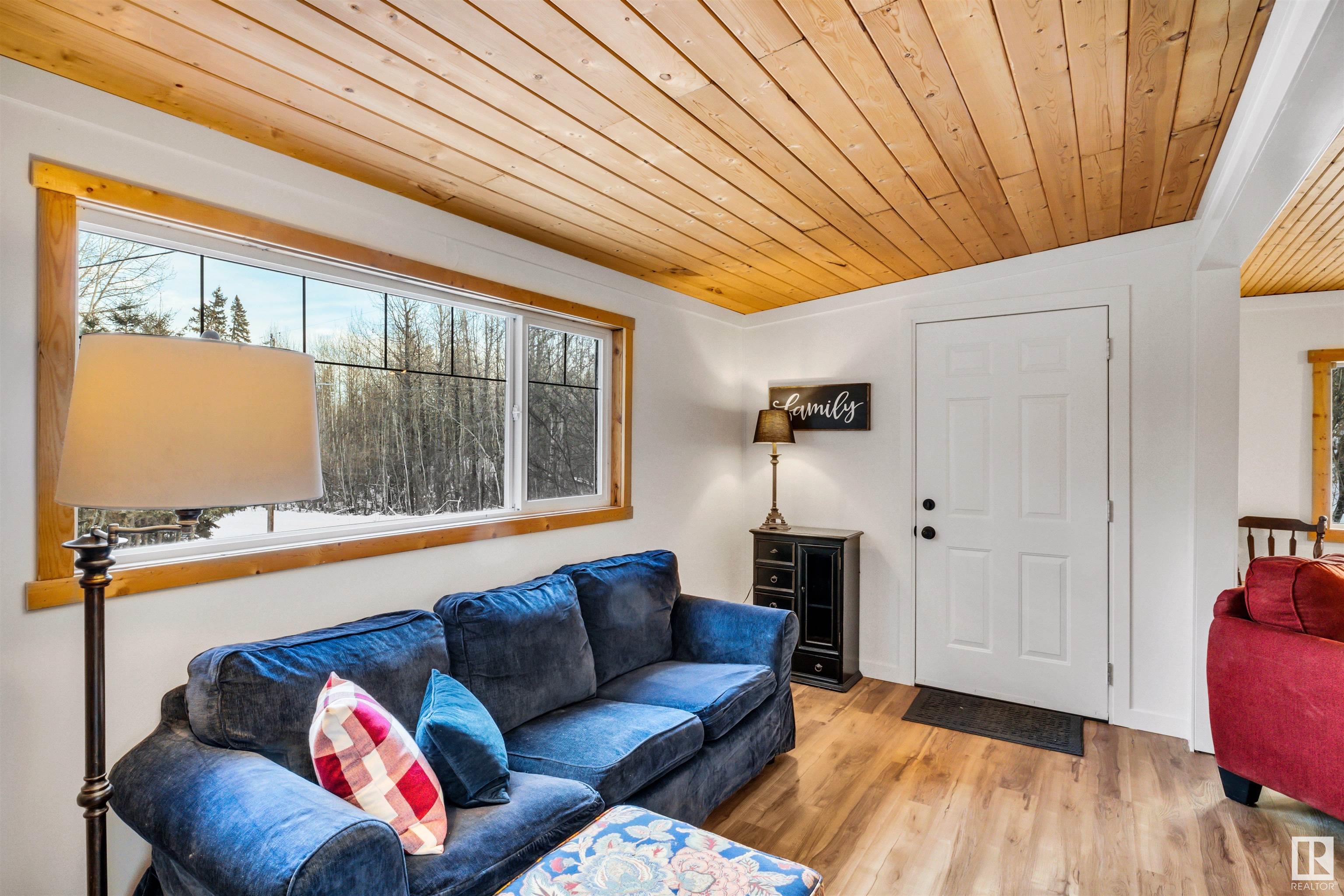      1 CEDAR AV , Rural Lac Ste. Anne County,  ,T0E 0L0 ;  Listing Number: MLS E4420202
