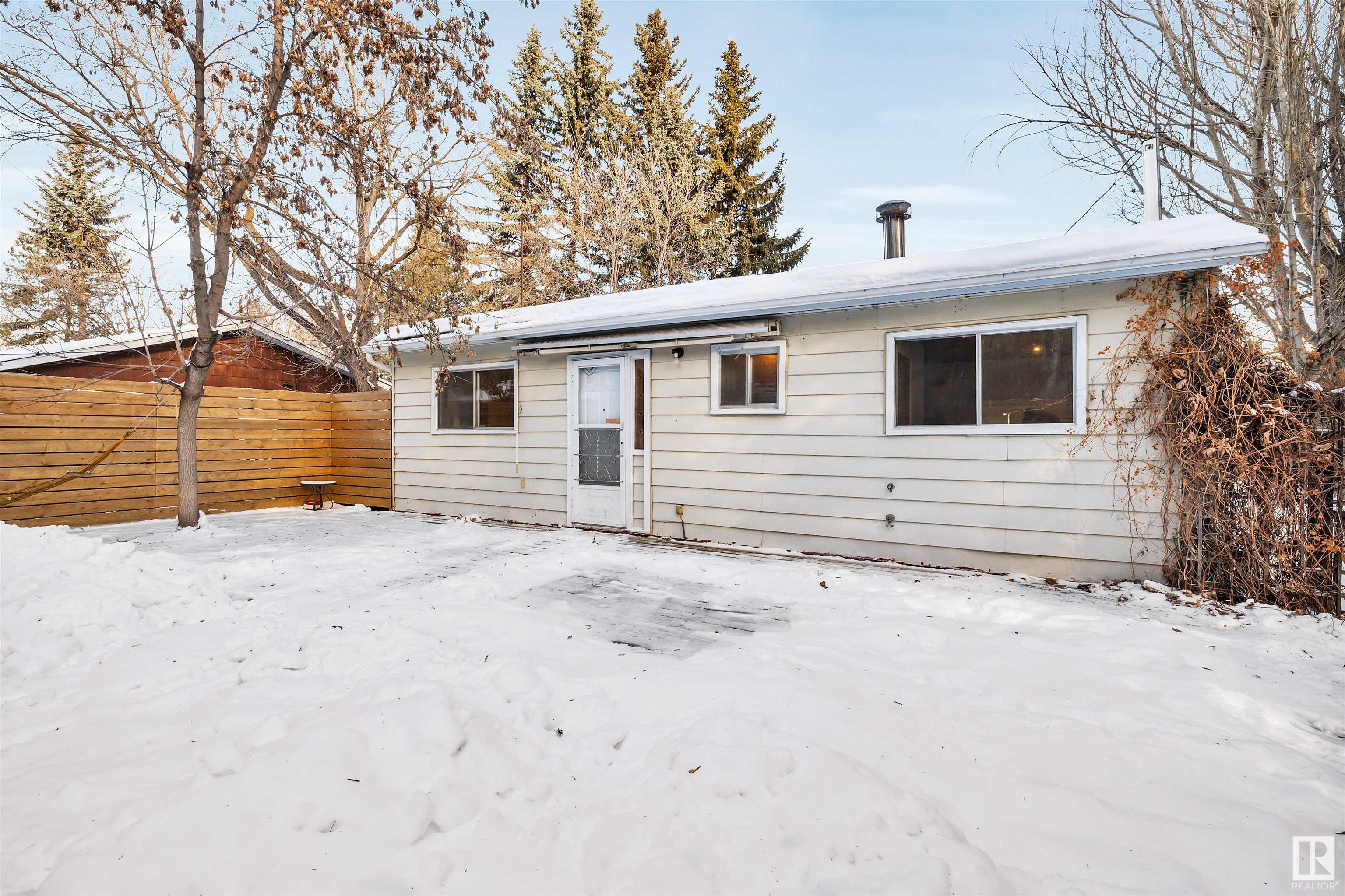      1 CEDAR AV , Rural Lac Ste. Anne County,  ,T0E 0L0 ;  Listing Number: MLS E4420202