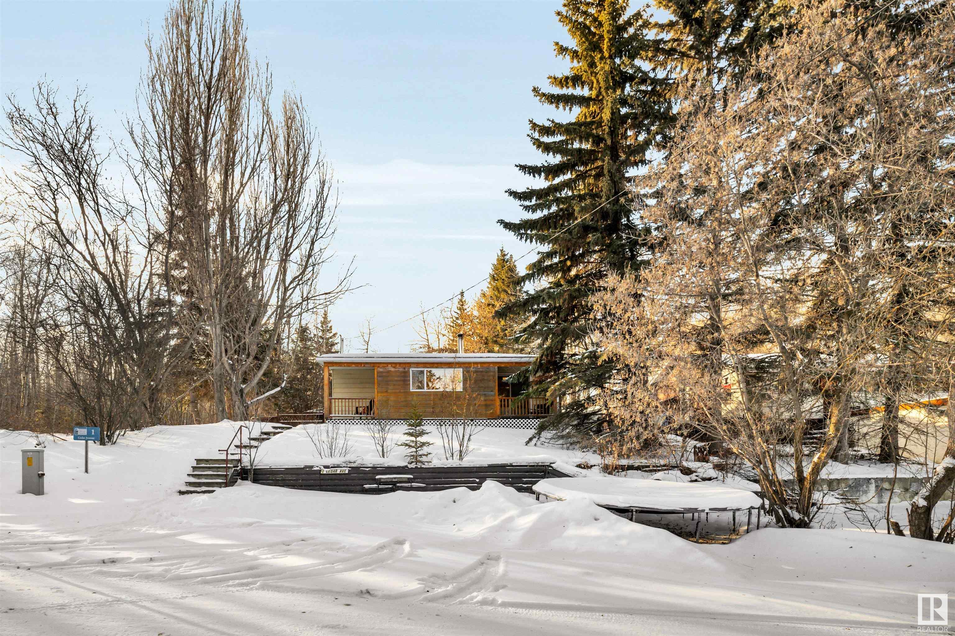      1 CEDAR AV , Rural Lac Ste. Anne County,  ,T0E 0L0 ;  Listing Number: MLS E4420202