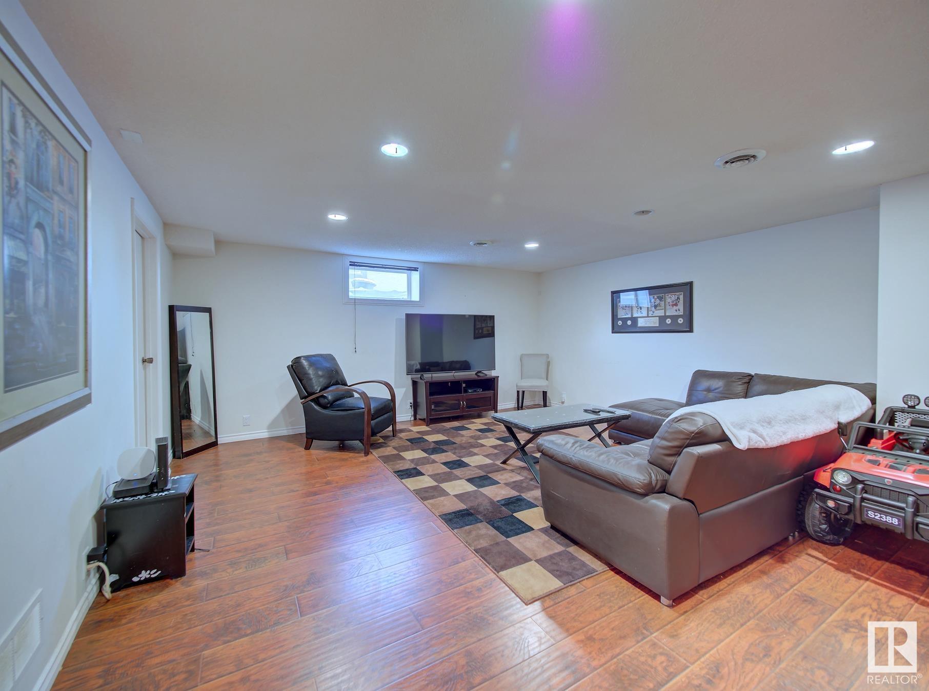      7905 96 AV , Fort Saskatchewan,  ,T8L 3G5 ;  Listing Number: MLS E4420212