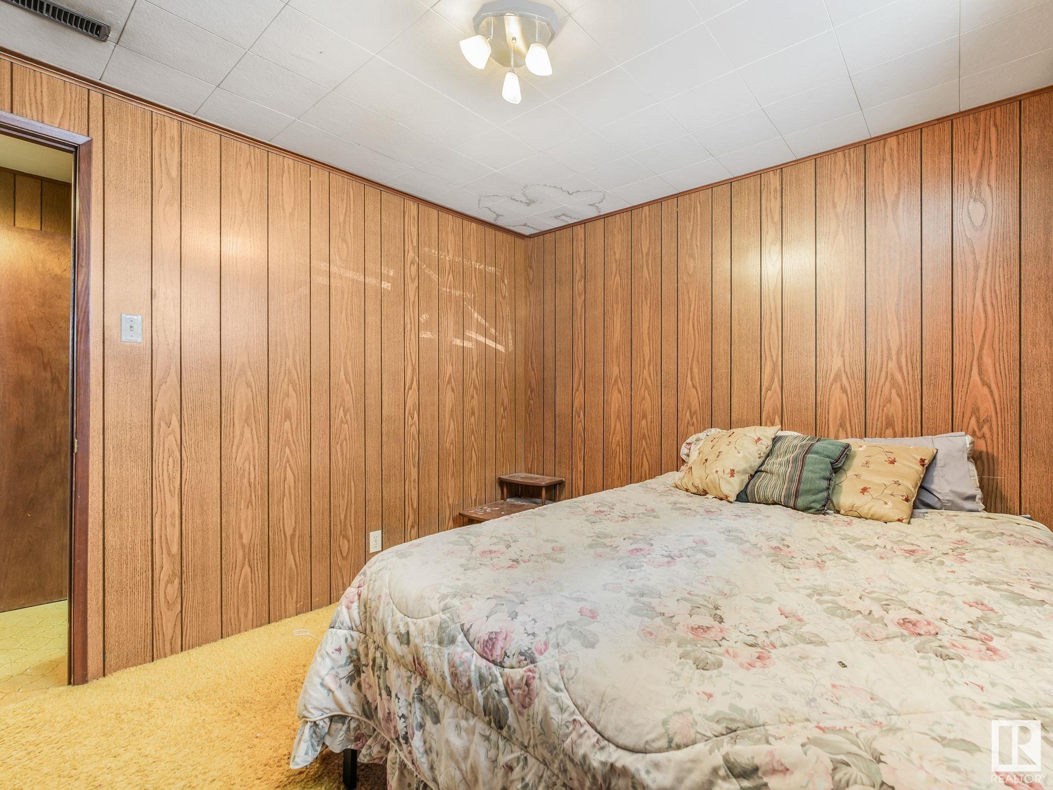      6103 132 AV NW , Edmonton,  ,T5A 0J8 ;  Listing Number: MLS E4420216