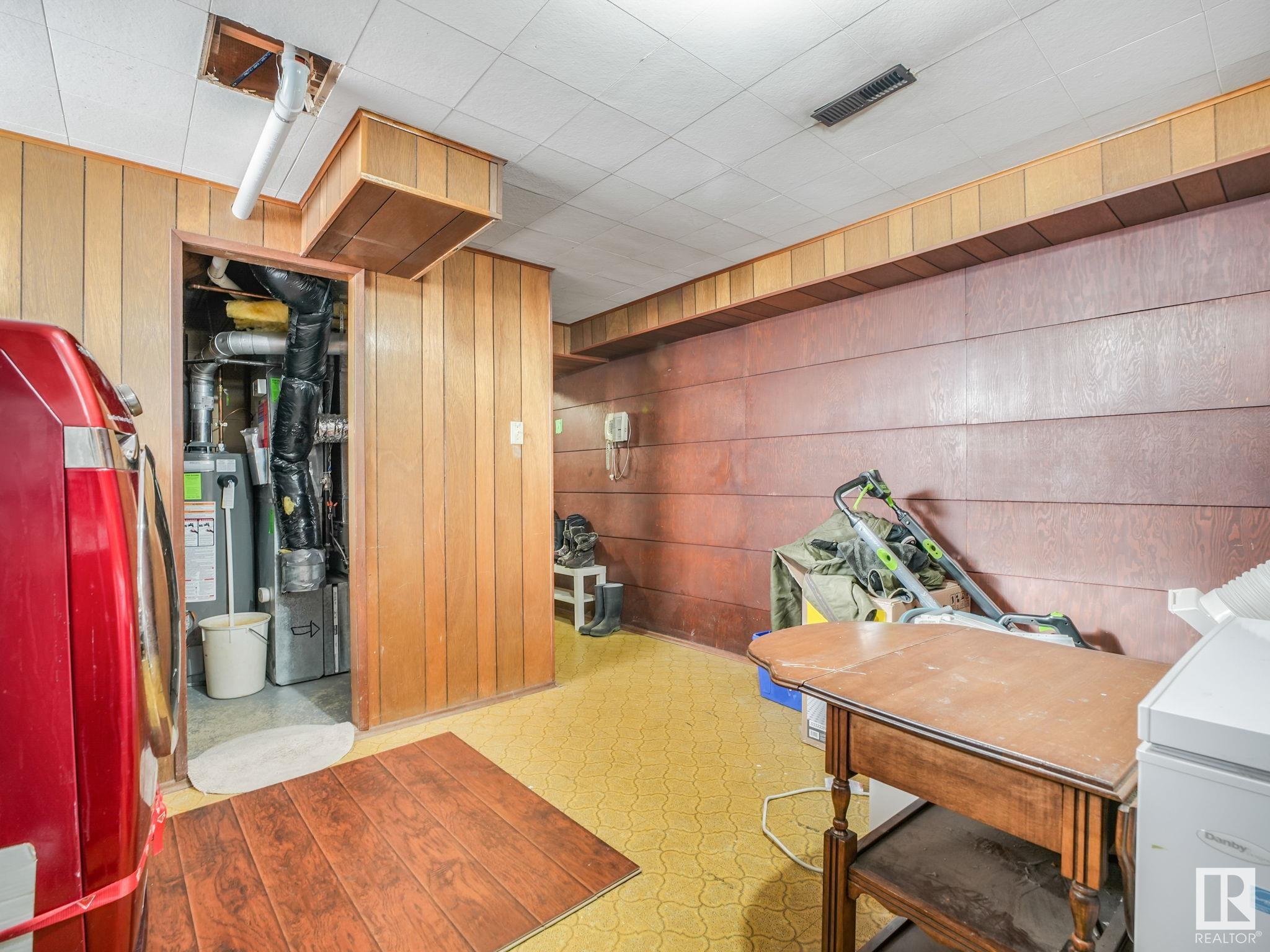      6103 132 AV NW , Edmonton,  ,T5A 0J8 ;  Listing Number: MLS E4420216